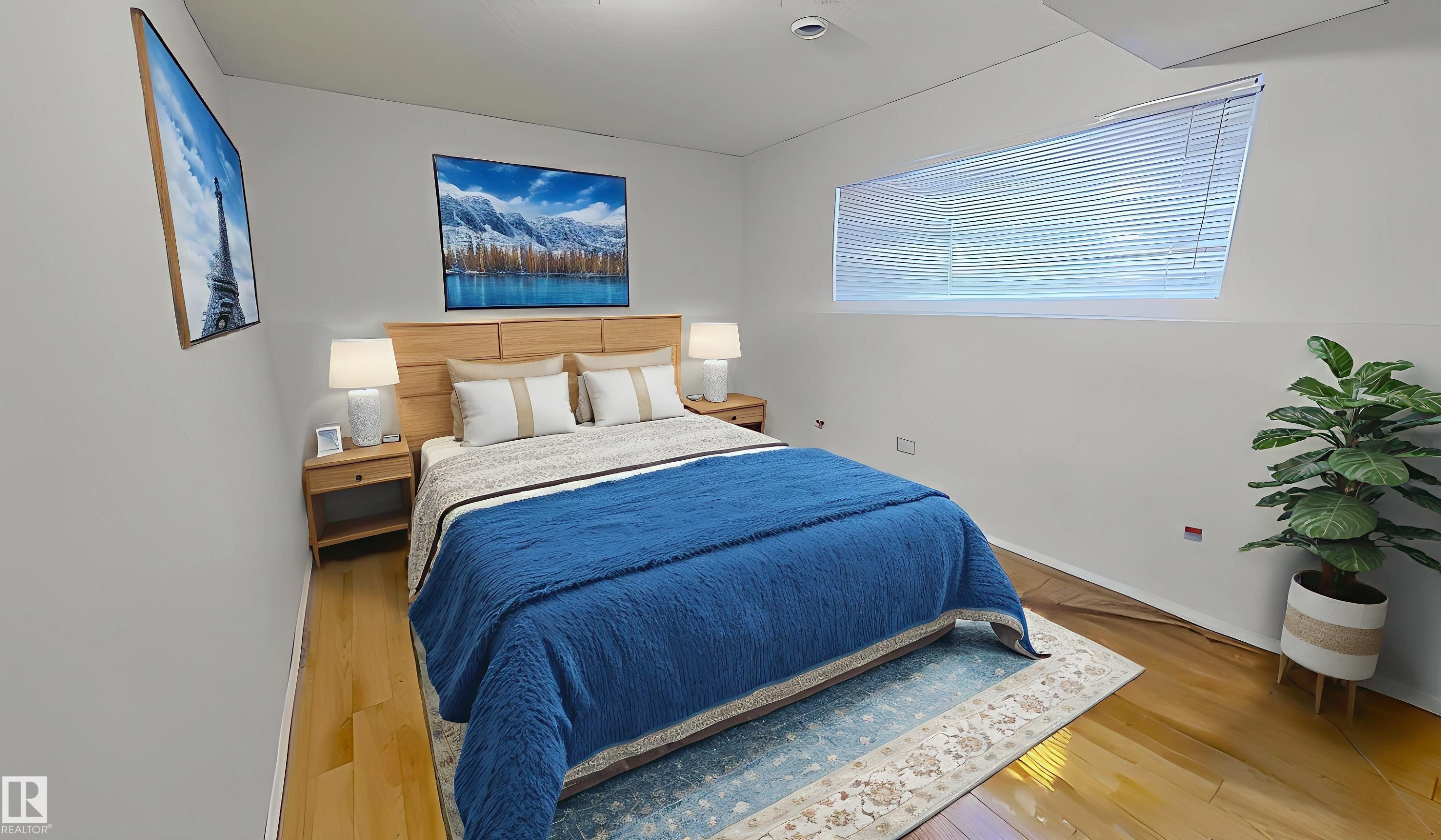 9331 103 Avenue, Edmonton, AB - Indoor Photo Showing Bedroom