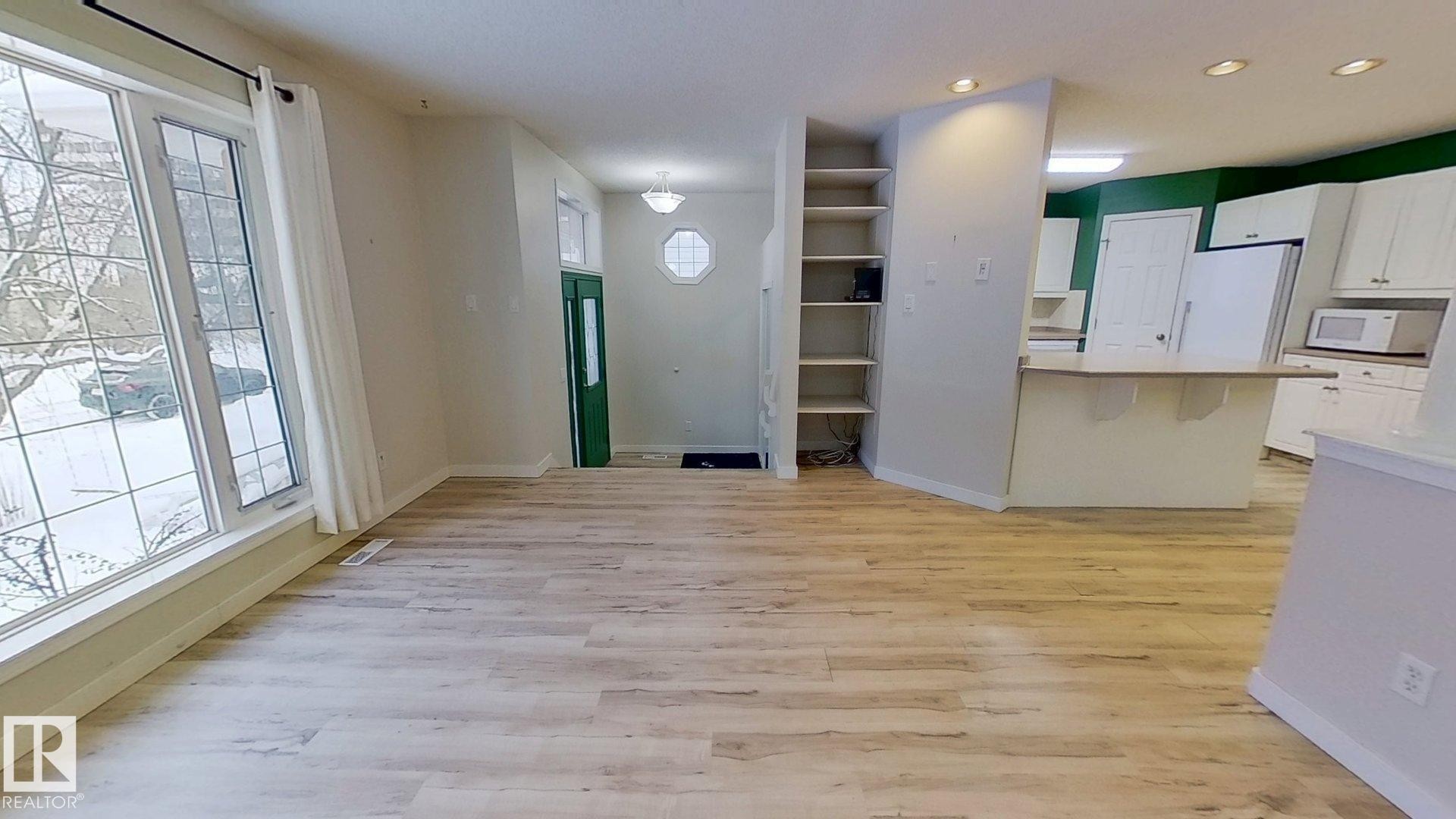 9331 103 Avenue, Edmonton, AB - Indoor