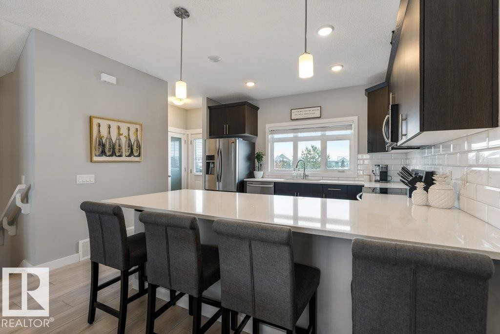 69 Joyal Way, St. Albert, AB - Indoor Photo Showing Kitchen With Upgraded Kitchen