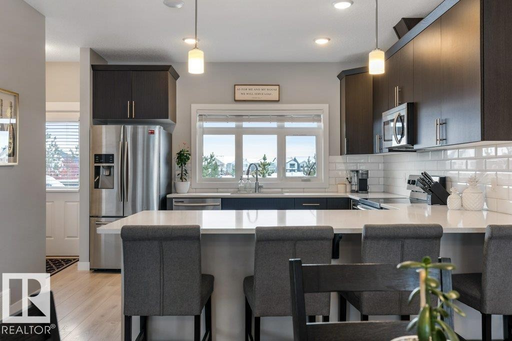 69 Joyal Way, St. Albert, AB - Indoor Photo Showing Kitchen With Stainless Steel Kitchen With Upgraded Kitchen