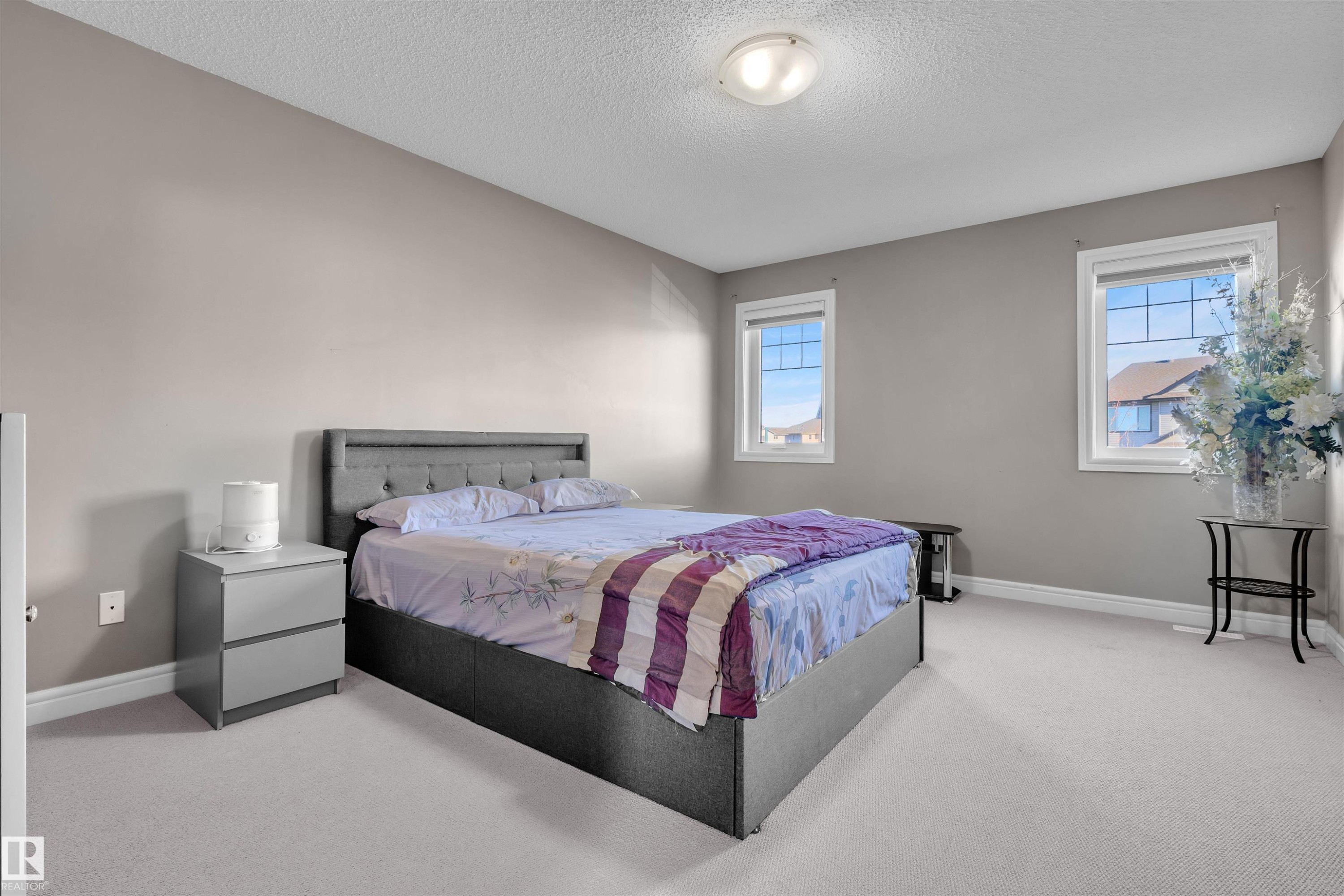 3131 14 Avenue, Edmonton, AB - Indoor Photo Showing Bedroom