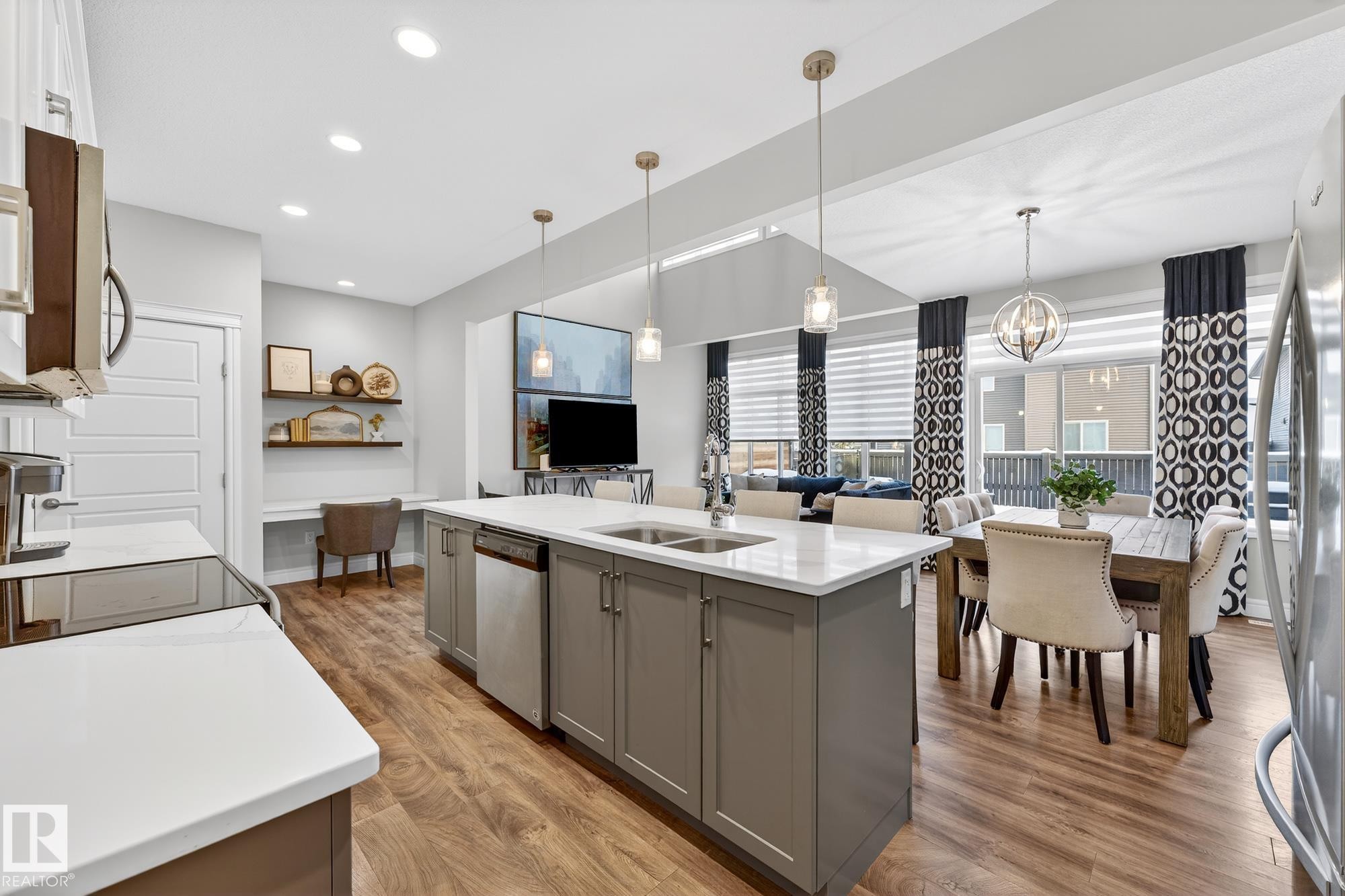 1212 Cy Becker Road, Edmonton, AB - Indoor Photo Showing Kitchen With Double Sink With Upgraded Kitchen