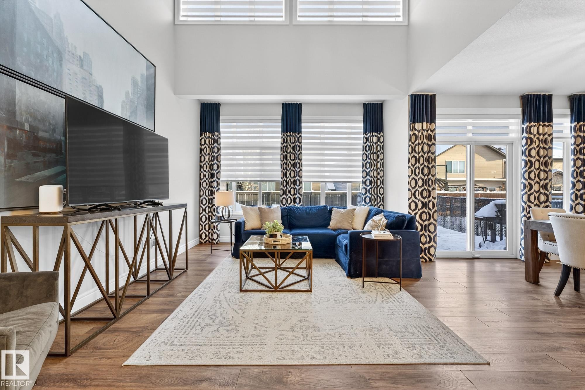 1212 Cy Becker Road, Edmonton, AB - Indoor