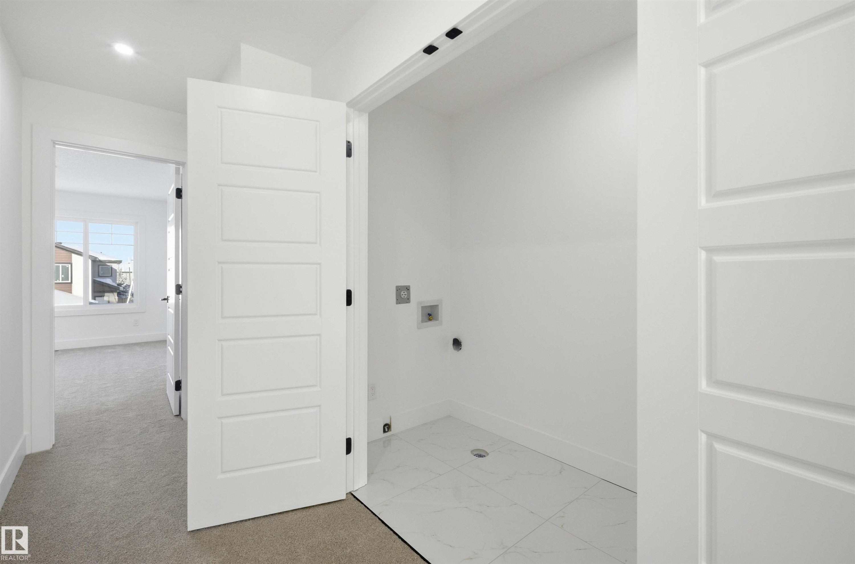 65 Silverstone Drive, Stony Plain, AB - Indoor Photo Showing Other Room