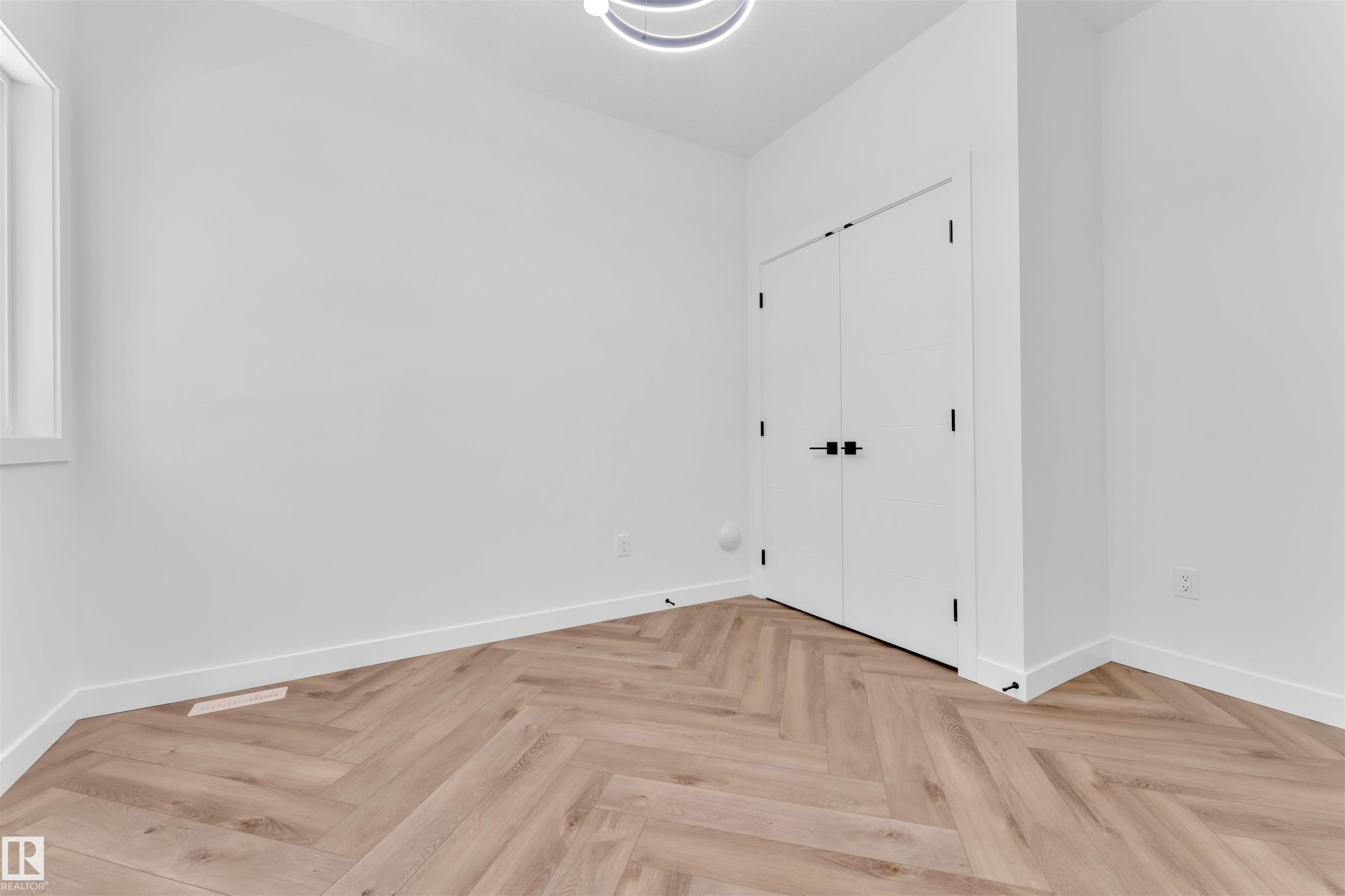 123 Lilac Close, Leduc, AB - Indoor Photo Showing Other Room