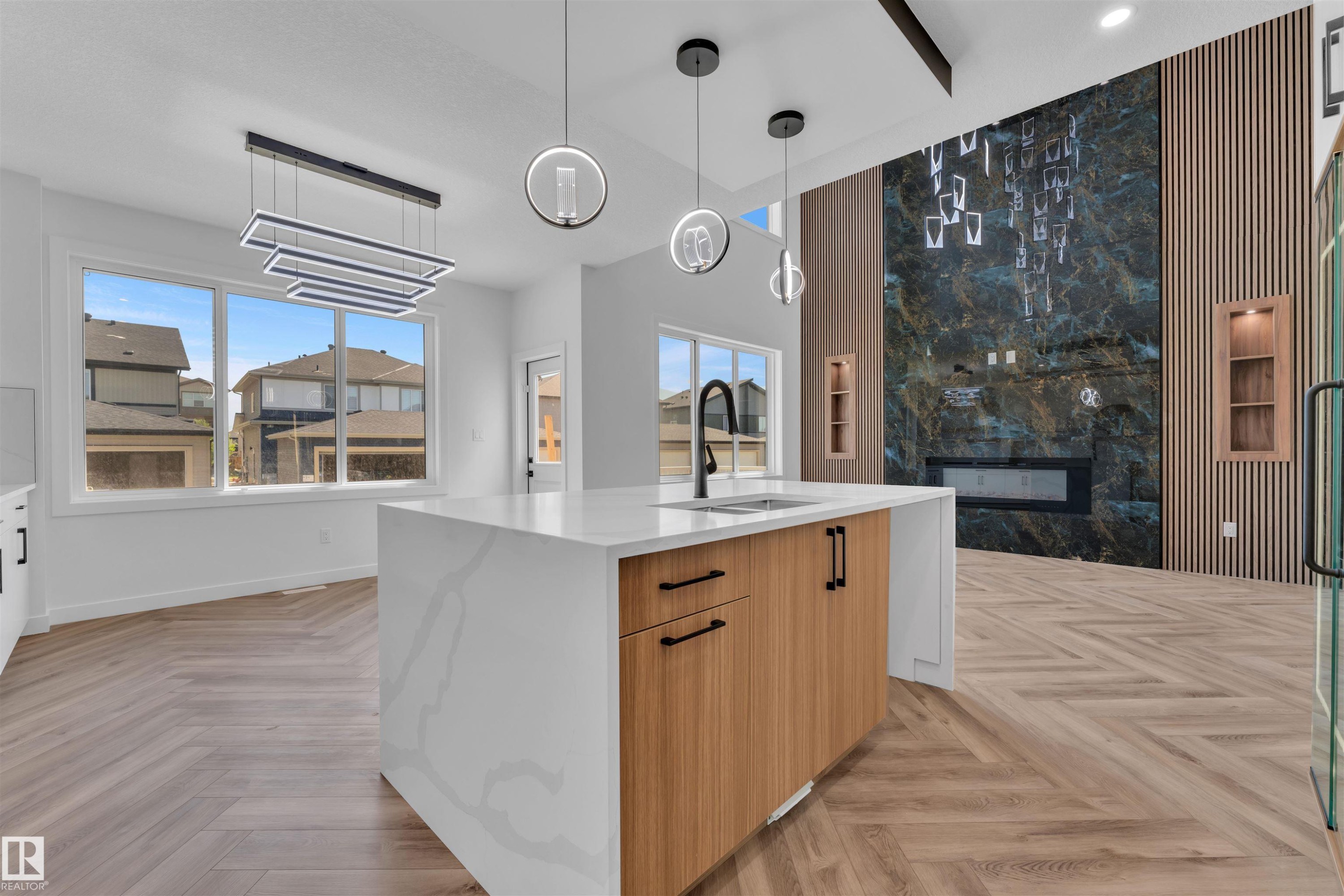 123 Lilac Close, Leduc, AB - Indoor Photo Showing Kitchen