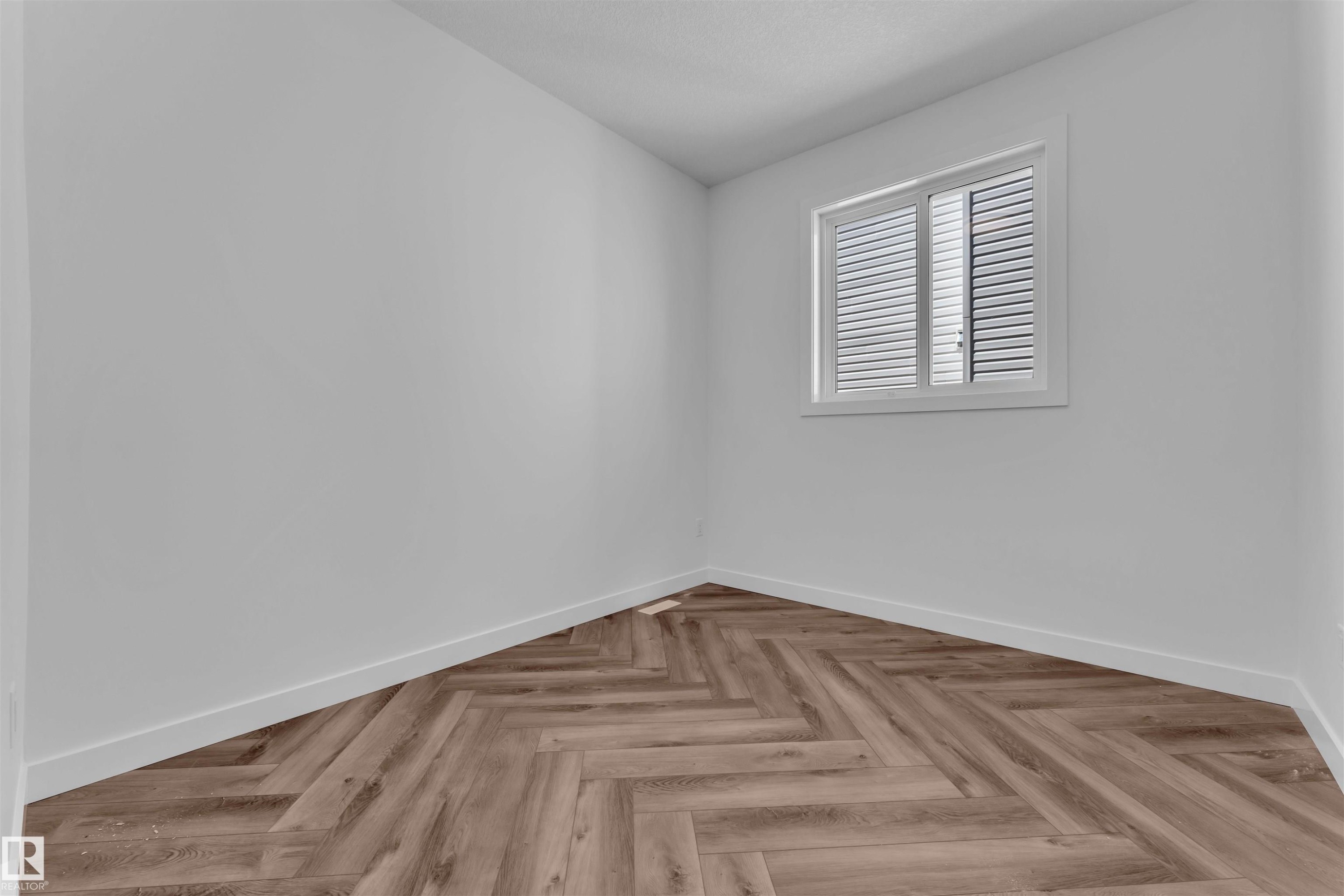 121 Lilac Close, Leduc, AB - Indoor Photo Showing Other Room