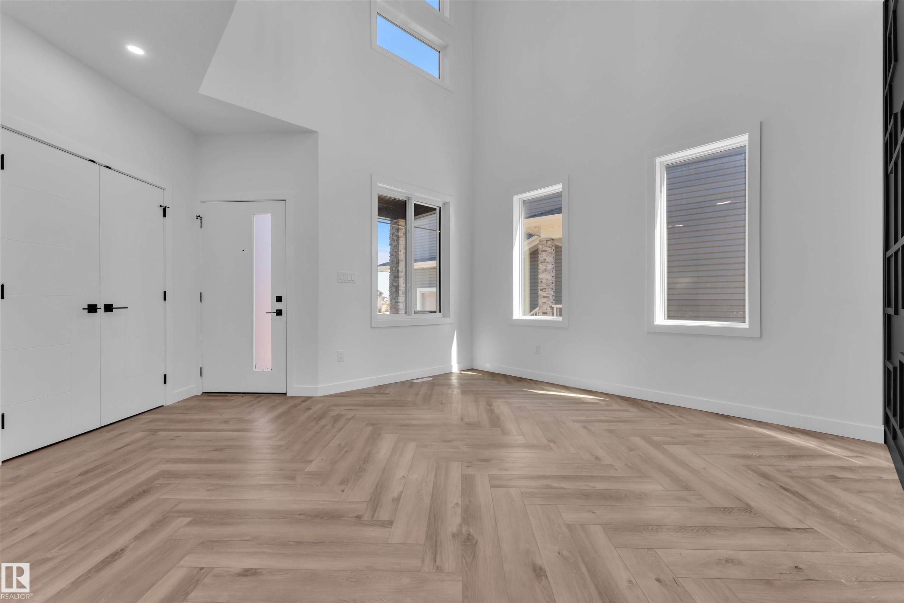 121 Lilac Close, Leduc, AB - Indoor Photo Showing Other Room