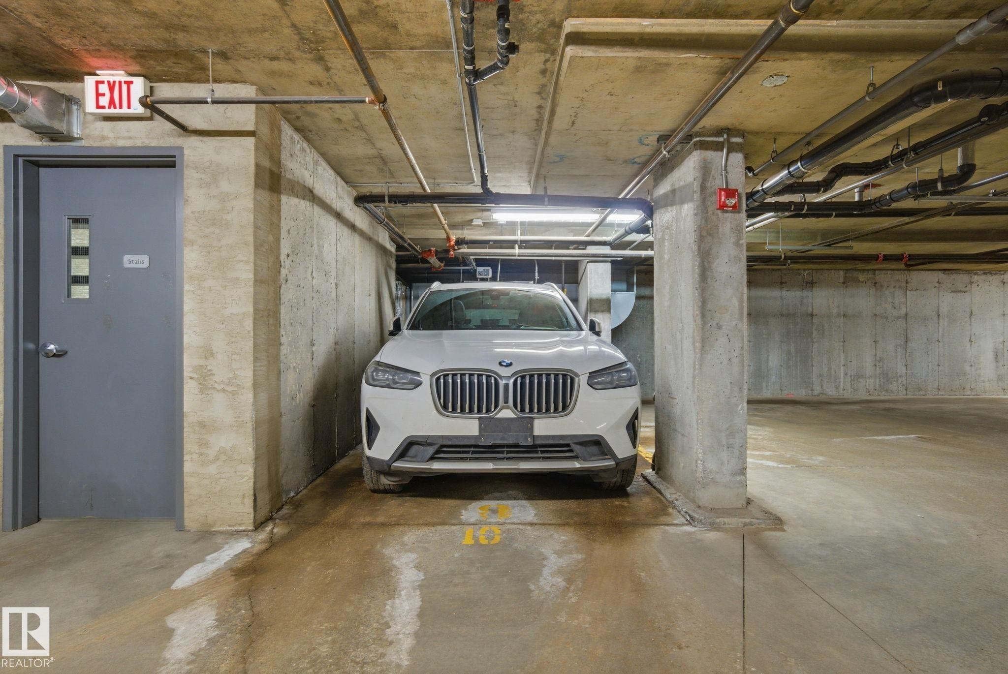 View of parking garage - 301 9603 98 Avenue, Edmonton, AB - Indoor Photo Showing Garage