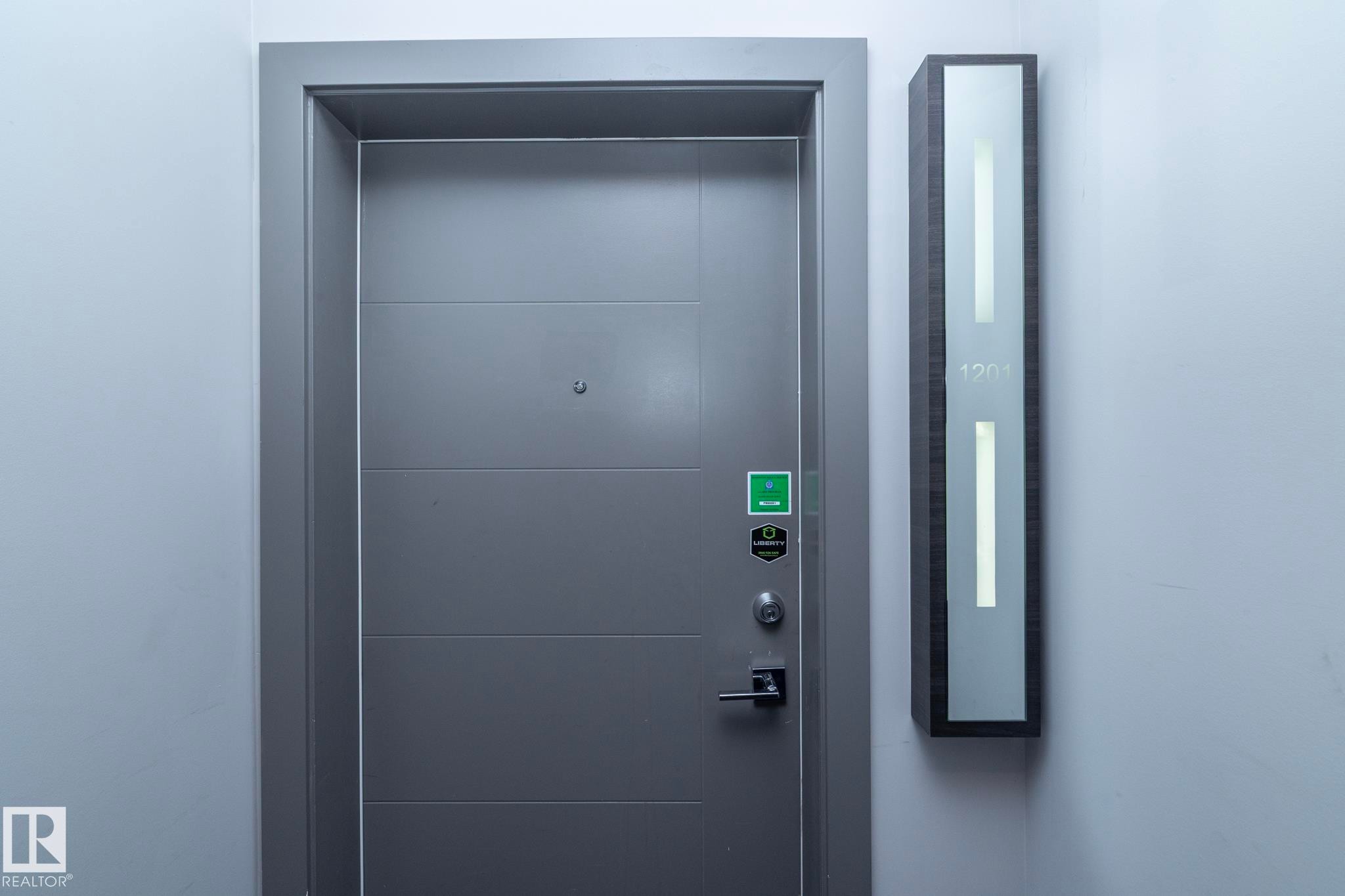 Property entrance - 1201 10238 103 Street, Edmonton, AB - Indoor