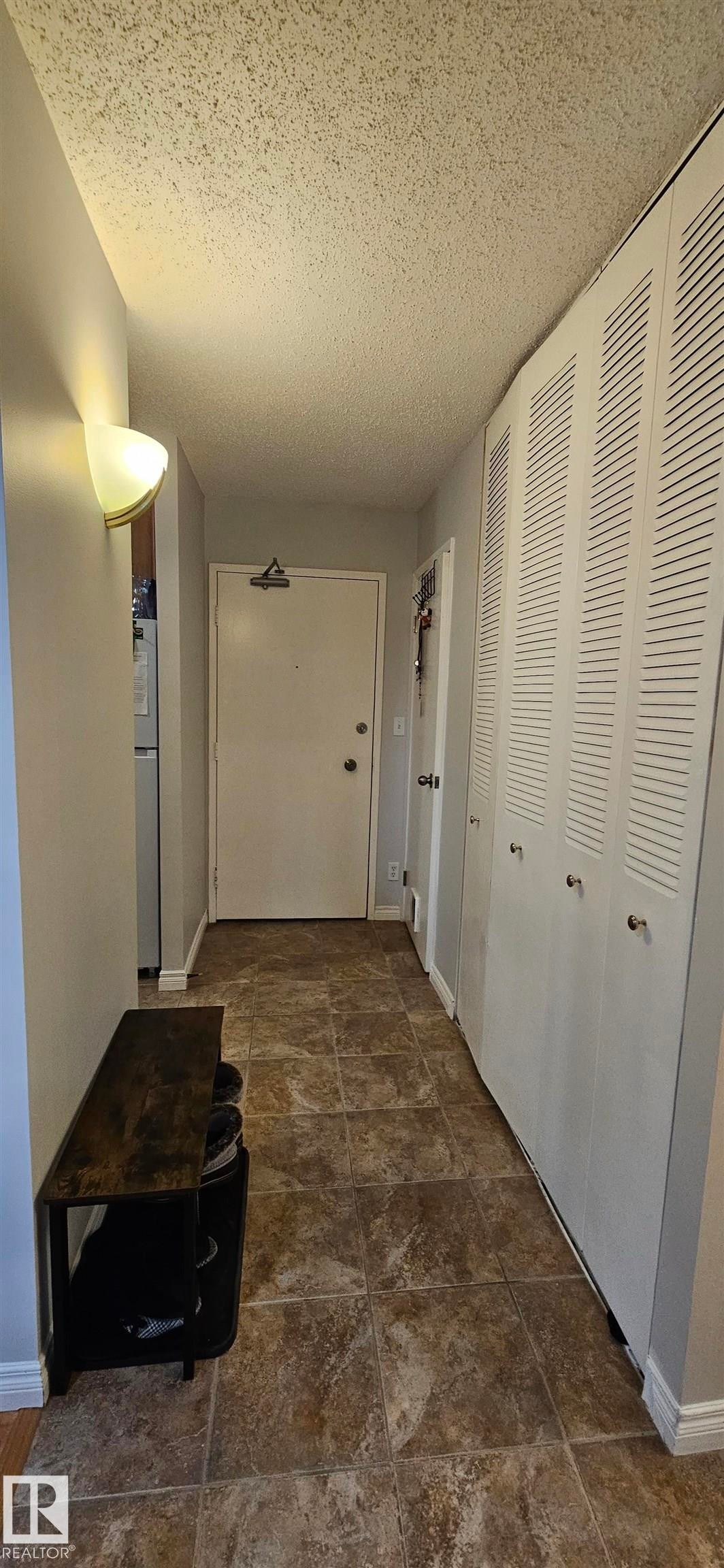 906 11307 99 Avenue, Edmonton, AB - Indoor Photo Showing Other Room