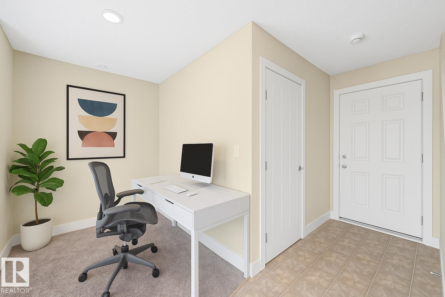 102 804 Welsh Drive, Edmonton, AB - Indoor Photo Showing Office
