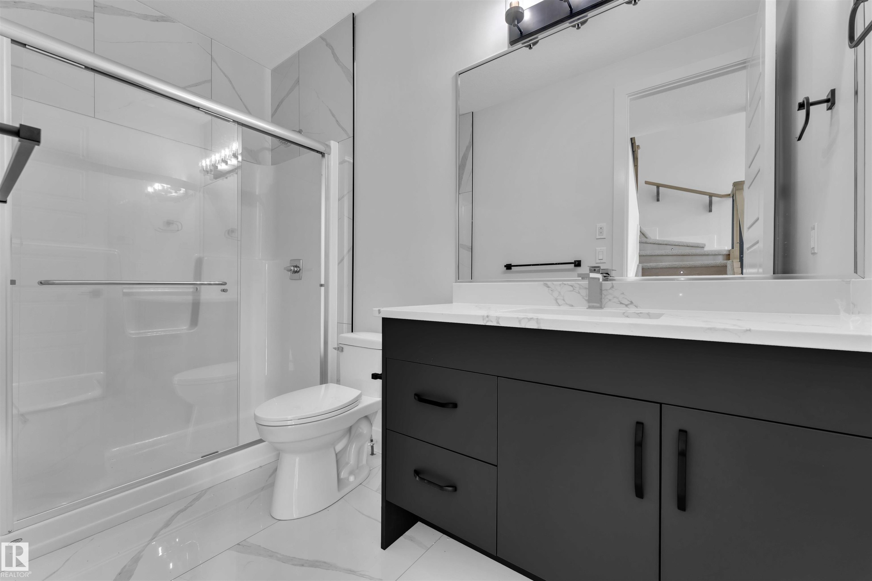 22835 80 Avenue, Edmonton, AB - Indoor Photo Showing Bathroom