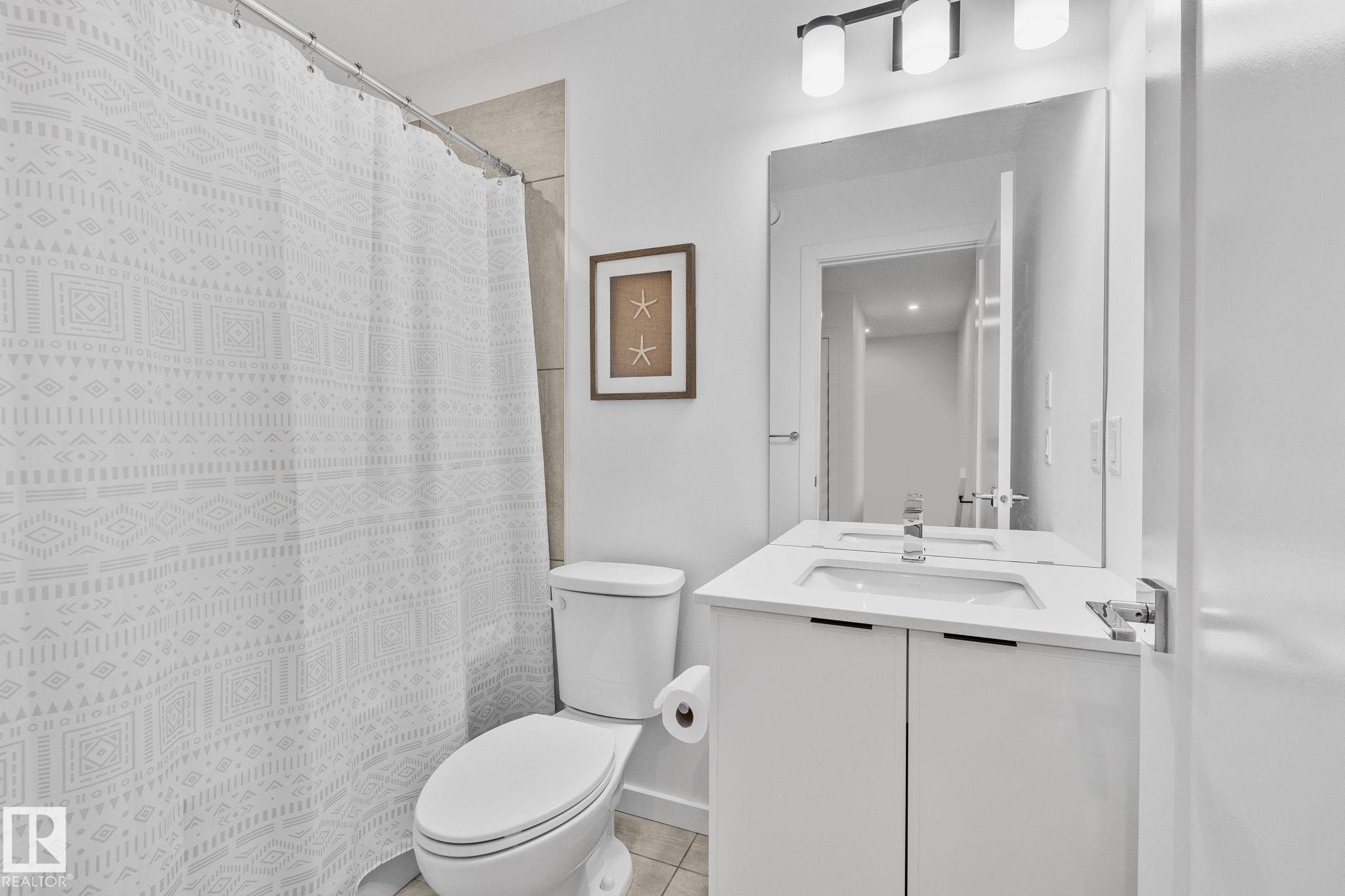 84 5 Rondeau Drive, St. Albert, AB - Indoor Photo Showing Bathroom