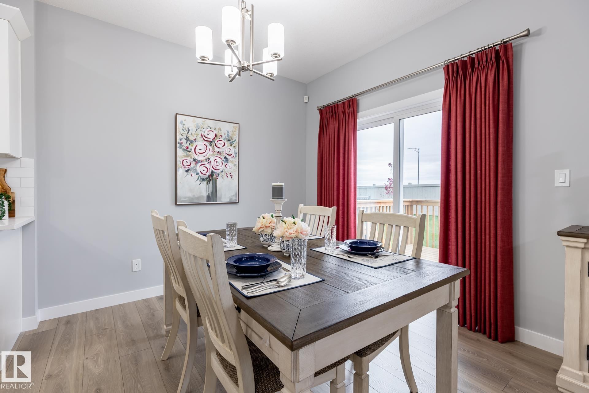 19424 26 Avenue, Edmonton, AB - Indoor Photo Showing Dining Room