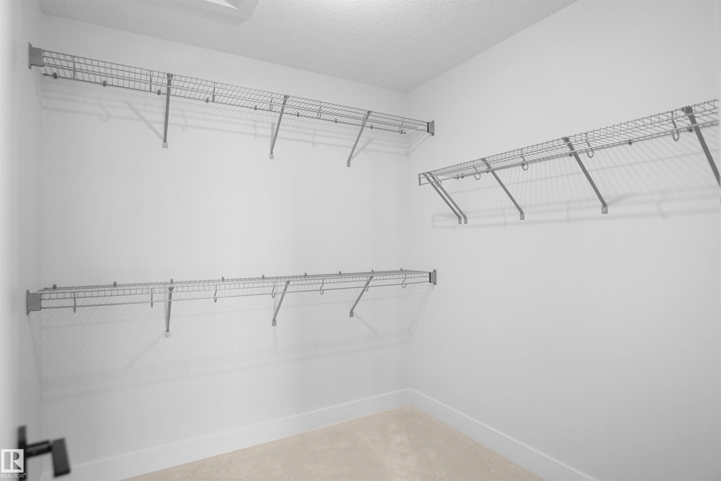2823 152 Avenue, Edmonton, AB - Indoor With Storage