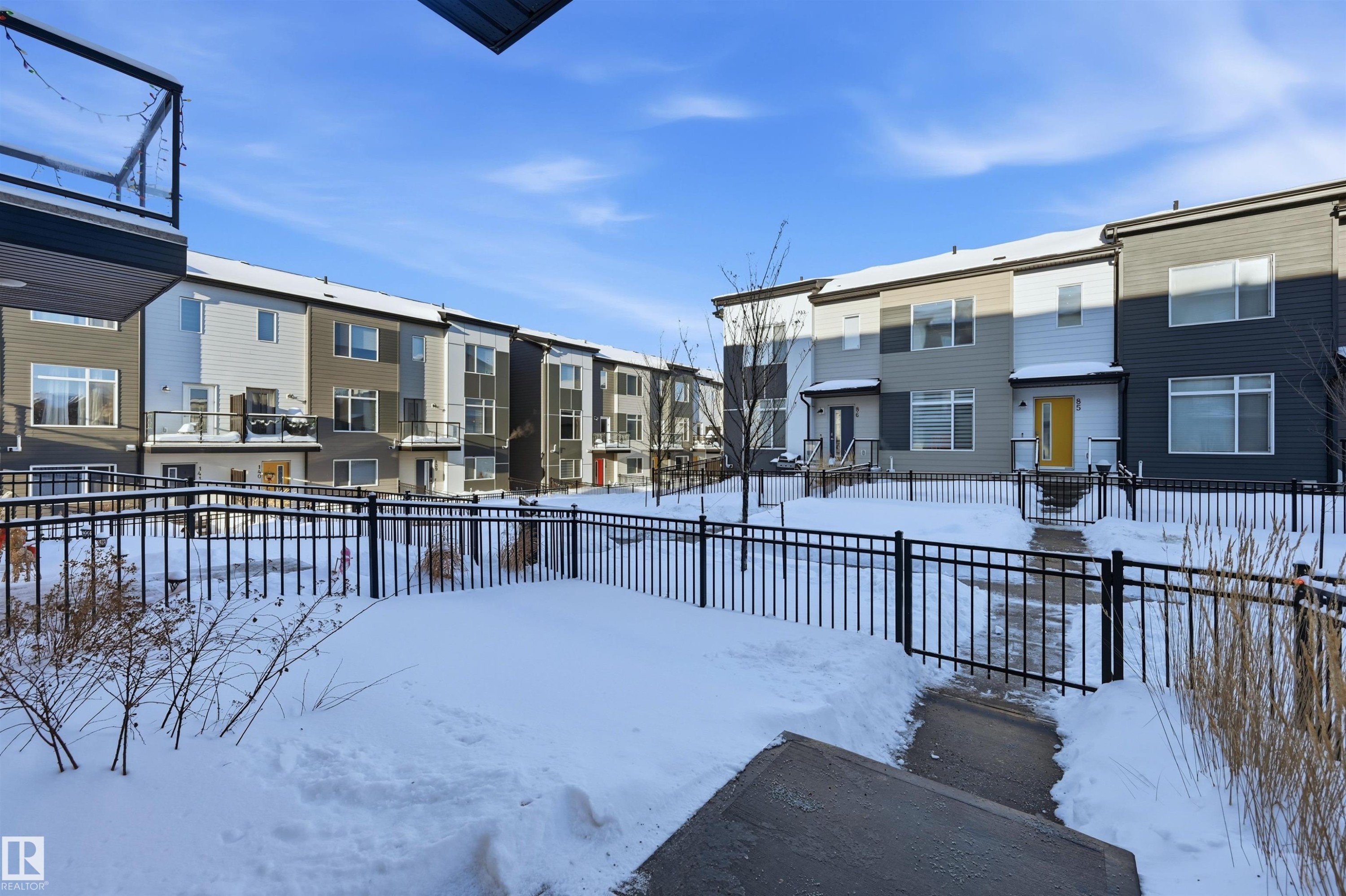 54 804 Welsh Drive, Edmonton, AB - Outdoor