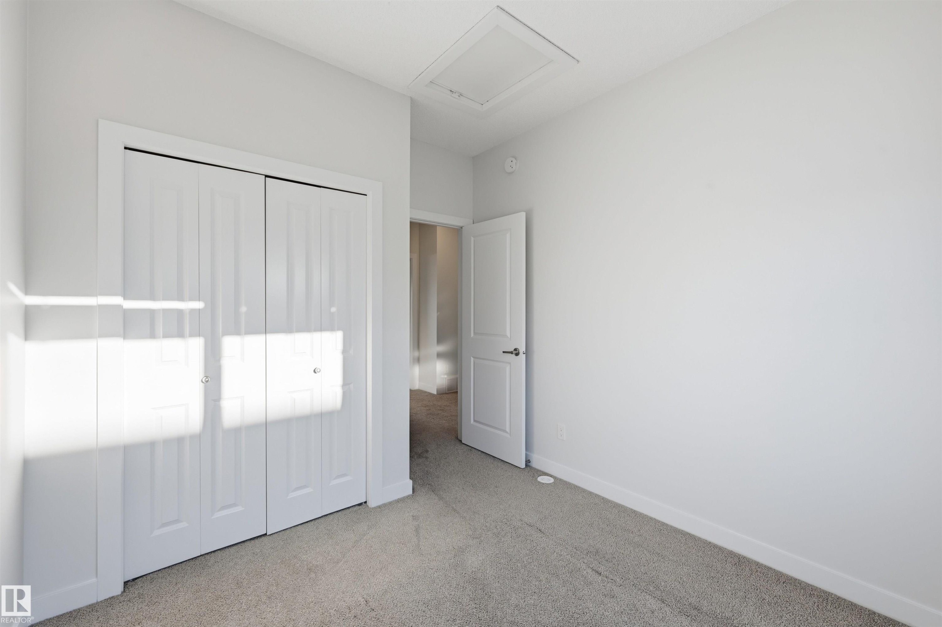 54 804 Welsh Drive, Edmonton, AB - Indoor