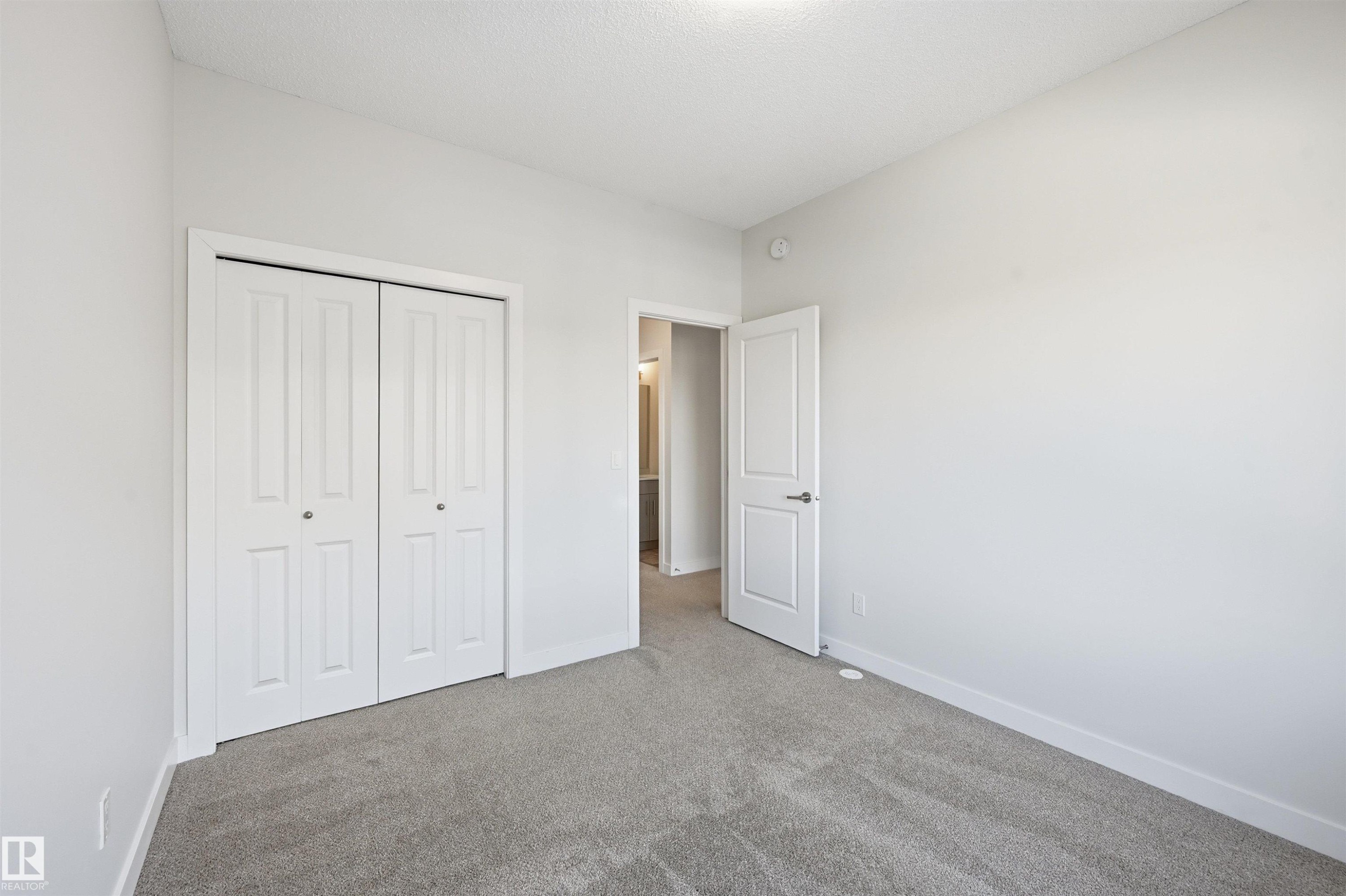 152 804 Welsh Drive, Edmonton, AB - Indoor