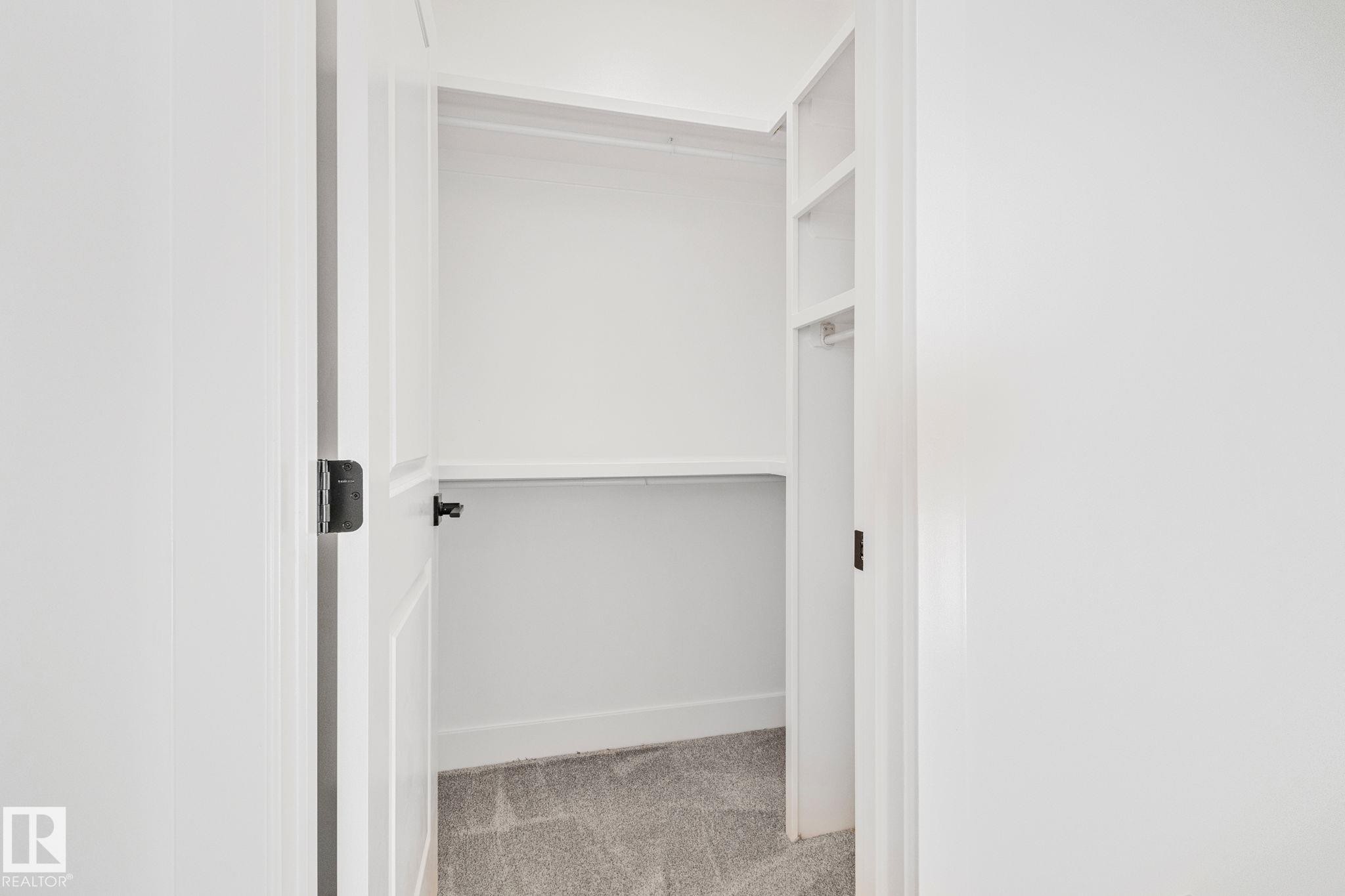 Edmonton, AB - Indoor