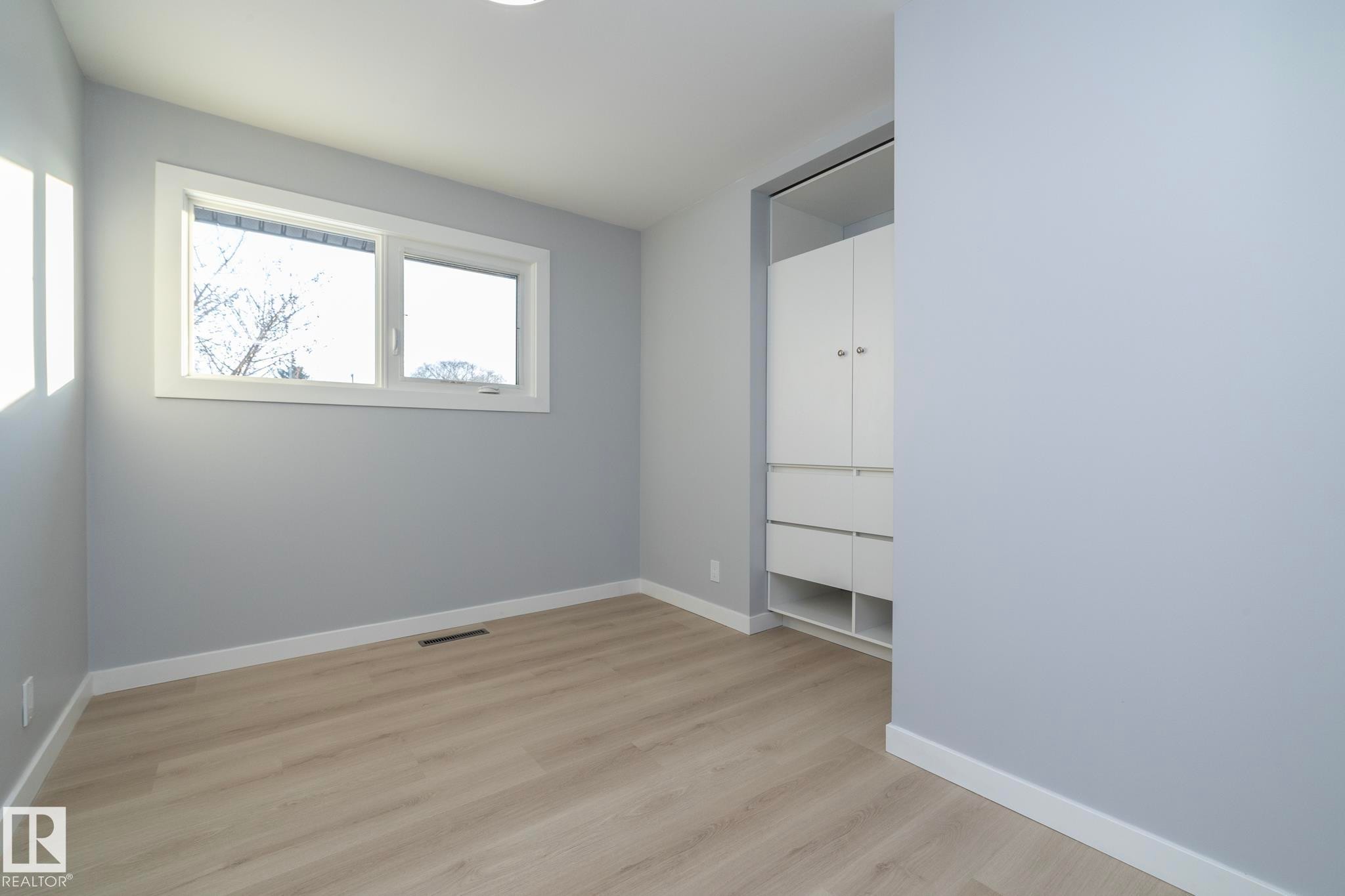 8008 159 Street, Edmonton, AB - Indoor Photo Showing Other Room