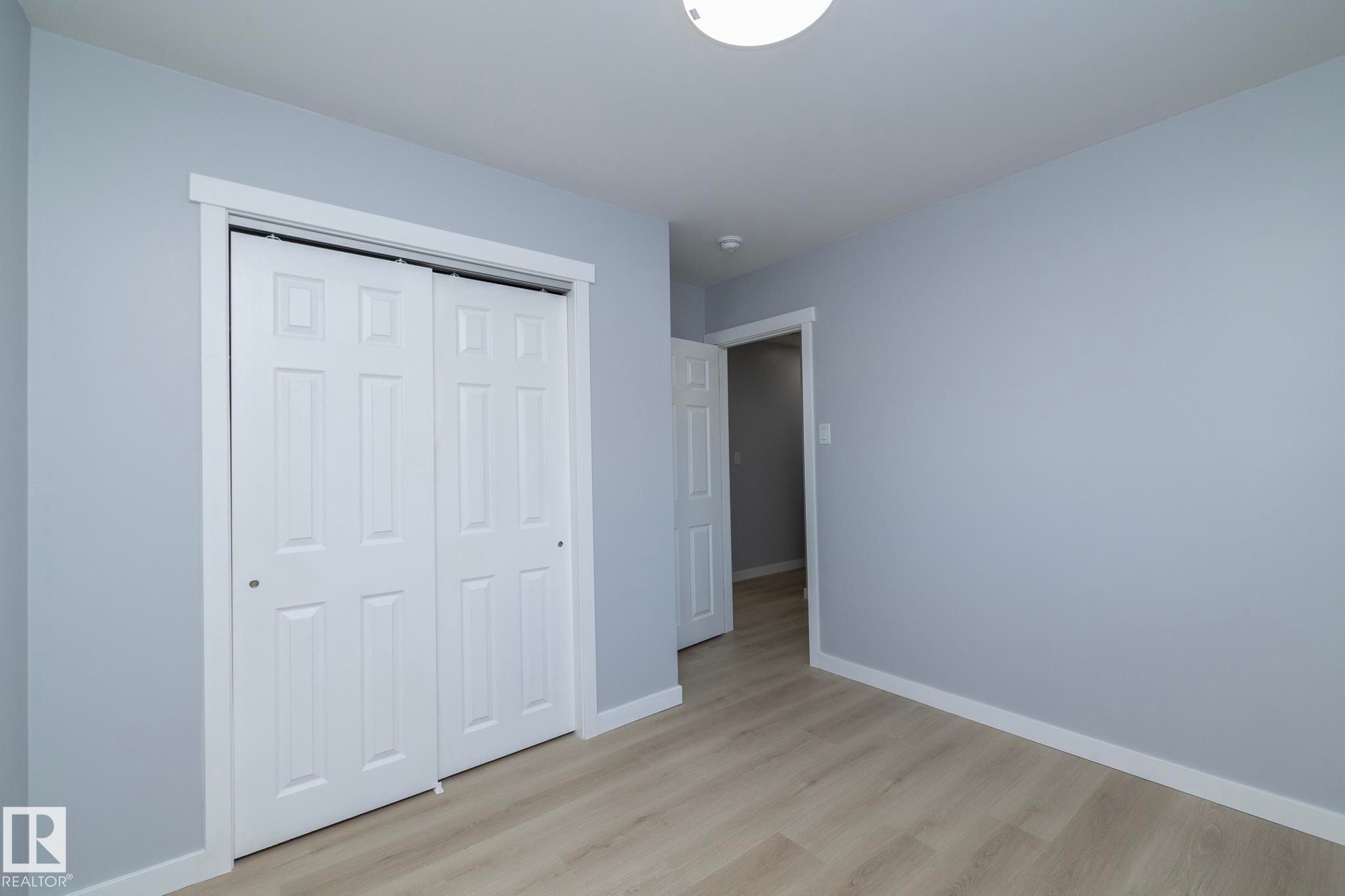 8008 159 Street, Edmonton, AB - Indoor