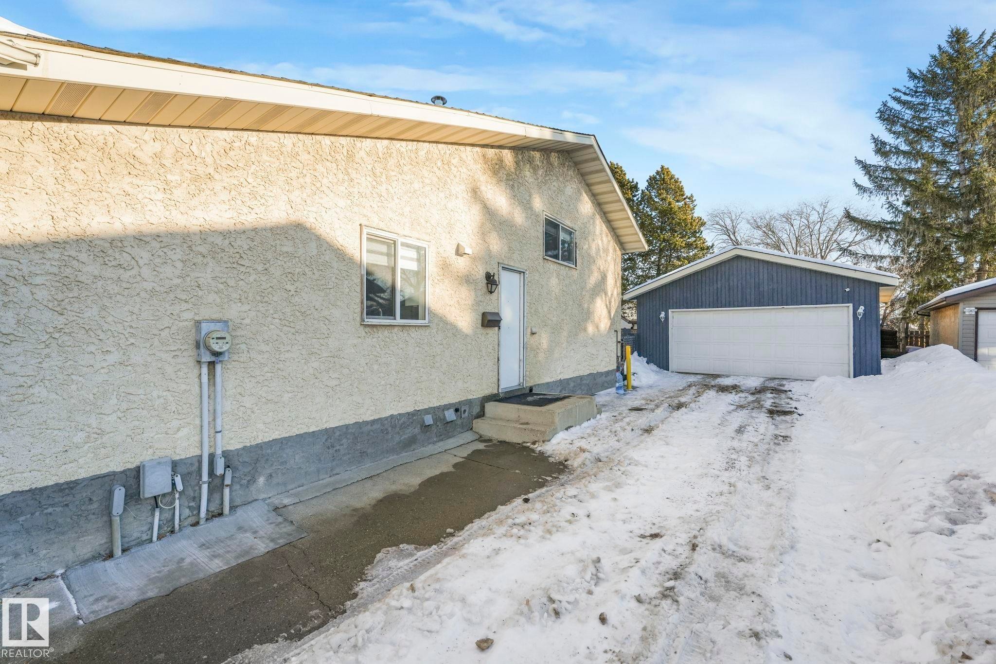272 Warwick Road, Edmonton, AB - Outdoor