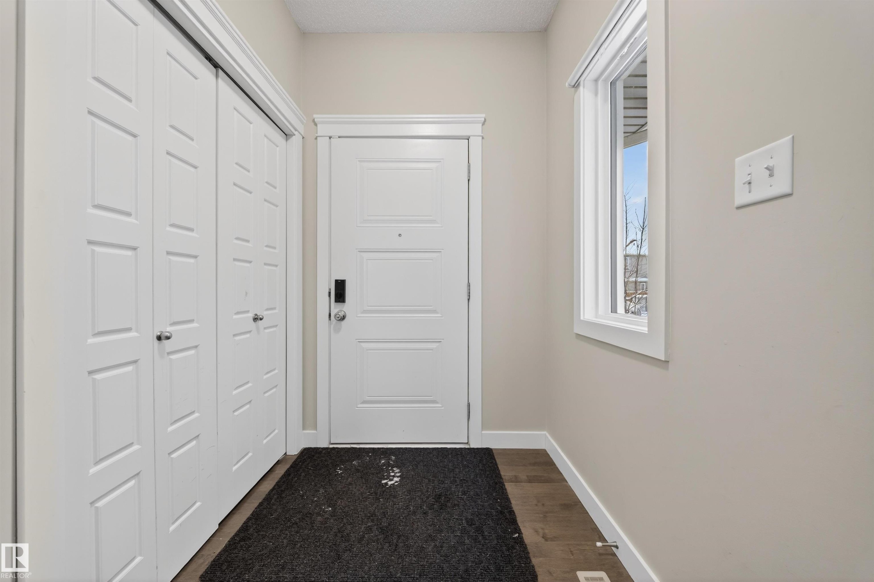 2302 Casey Crescent, Edmonton, AB - Indoor Photo Showing Other Room