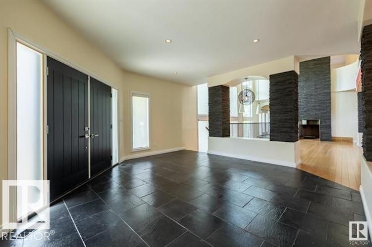 12428 103 Avenue Nw, Edmonton, AB - Indoor
