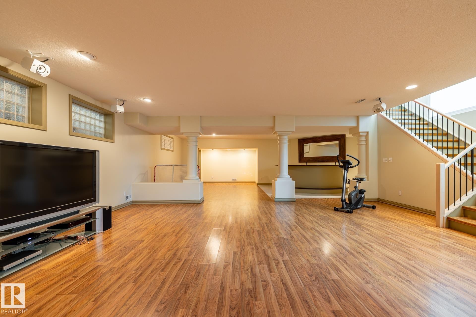 12428 103 Avenue Nw, Edmonton, AB - Indoor Photo Showing Other Room