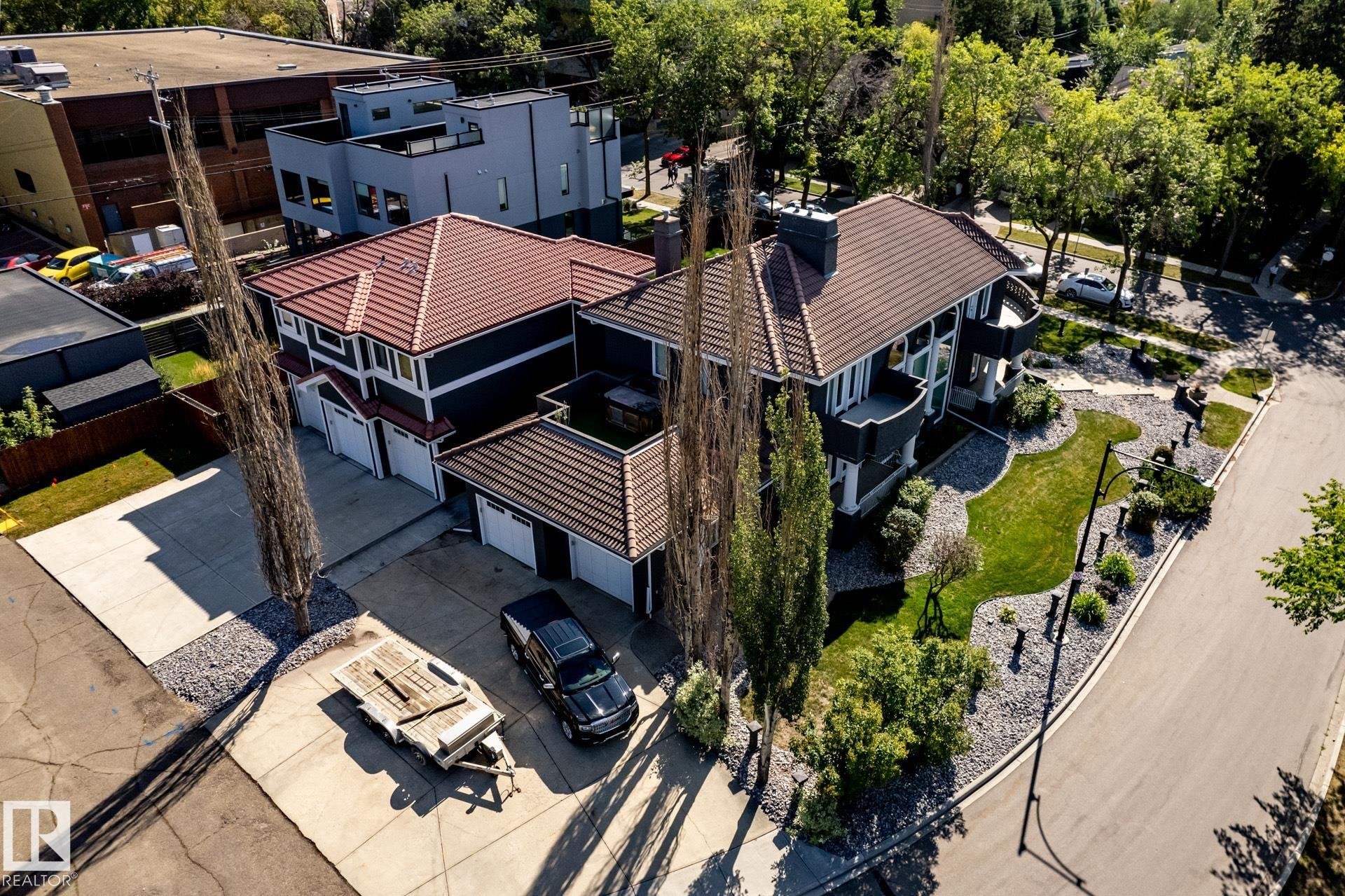 12428 103 Avenue Nw, Edmonton, AB - Outdoor