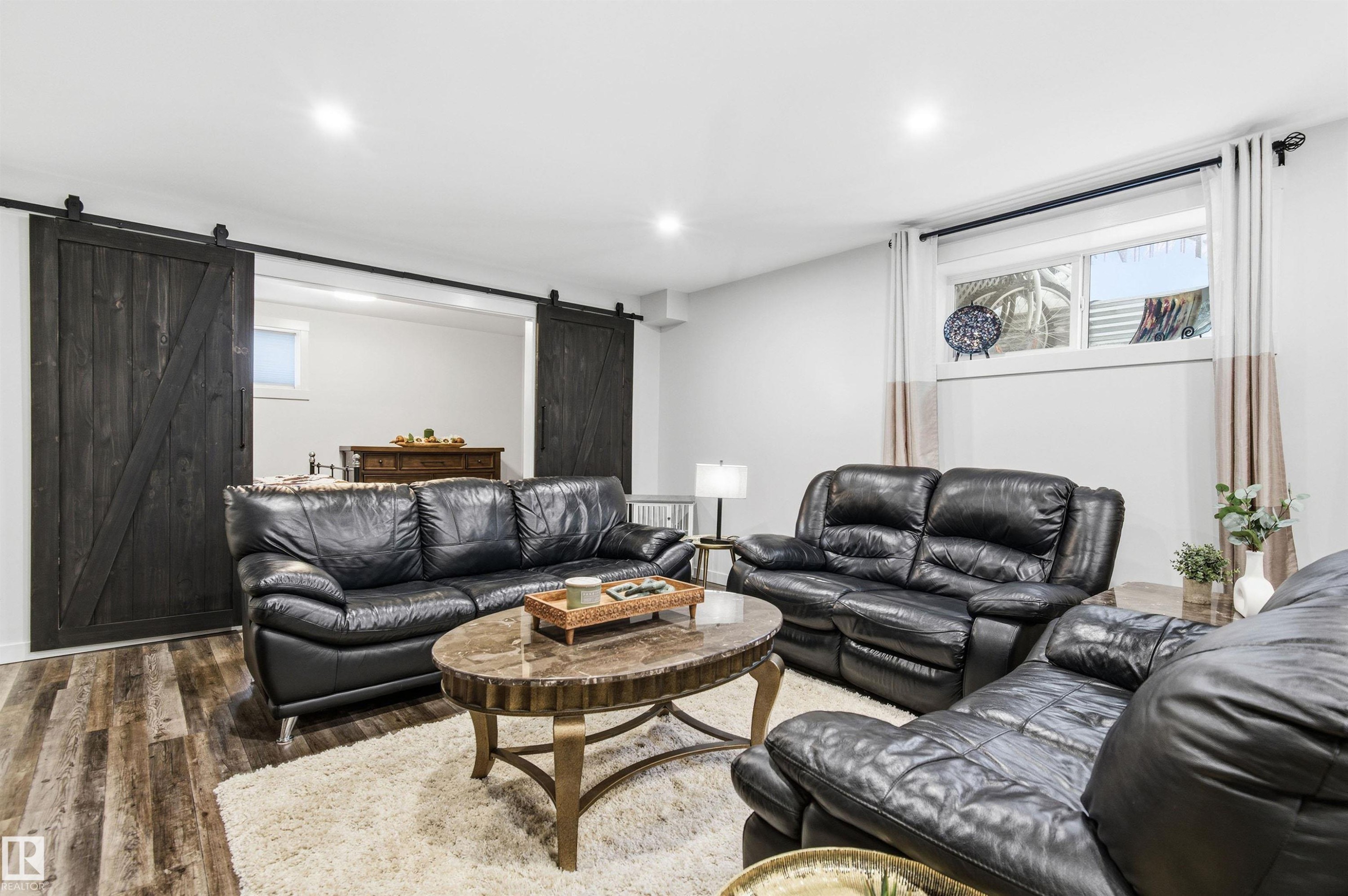 46 Longview Crescent, Spruce Grove, AB - Indoor