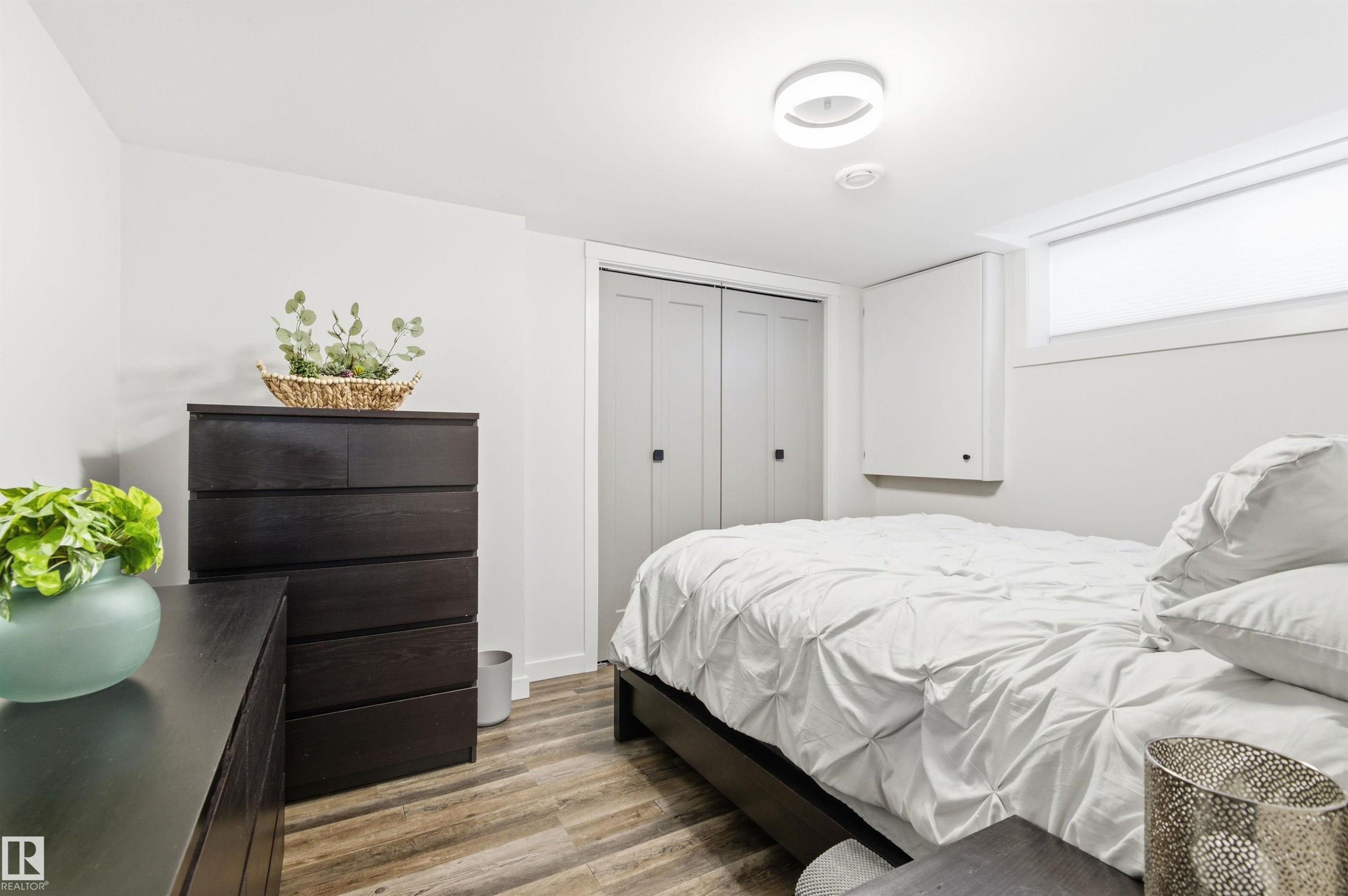 46 Longview Crescent, Spruce Grove, AB - Indoor Photo Showing Bedroom