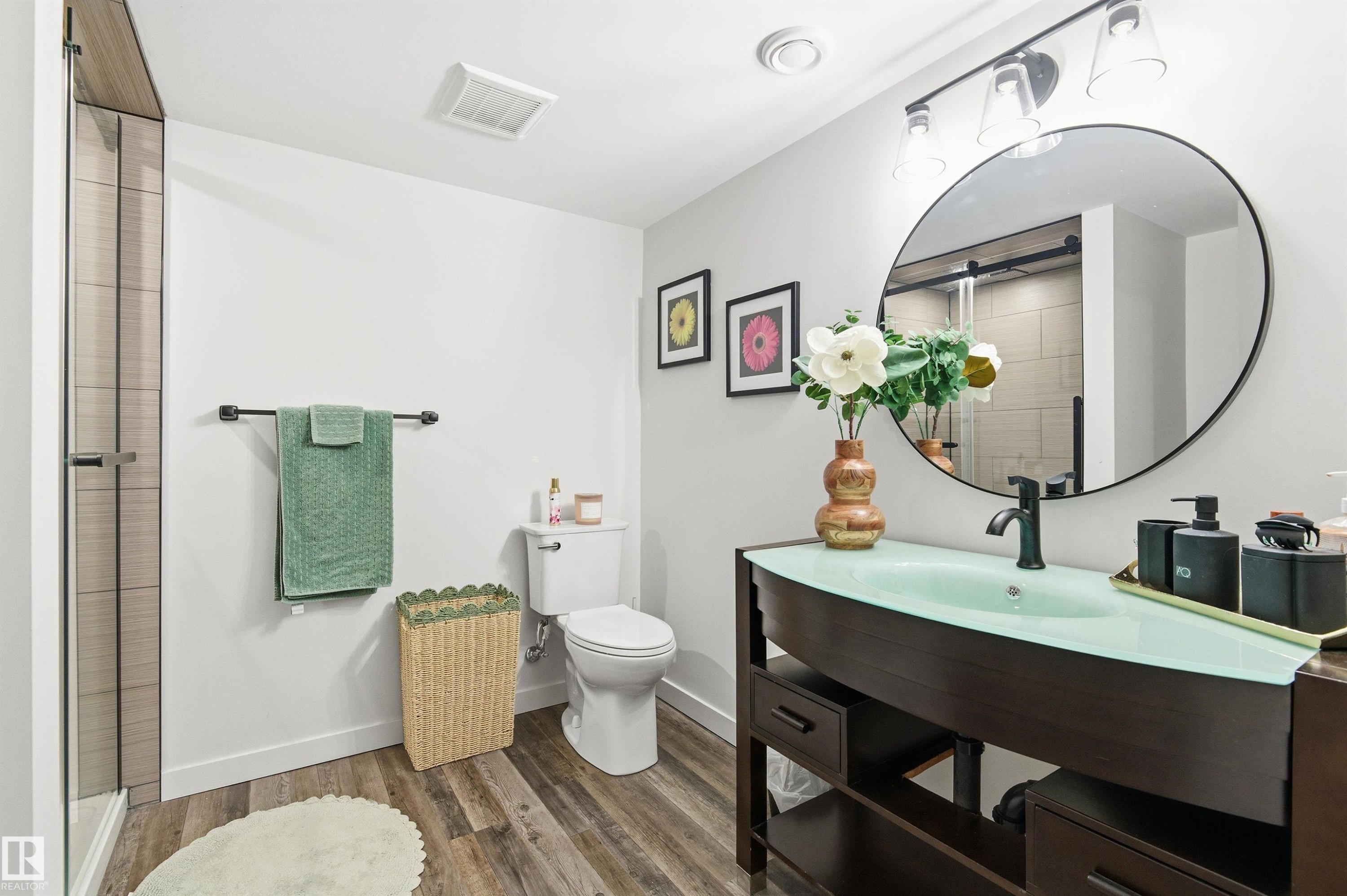 46 Longview Crescent, Spruce Grove, AB - Indoor Photo Showing Bathroom