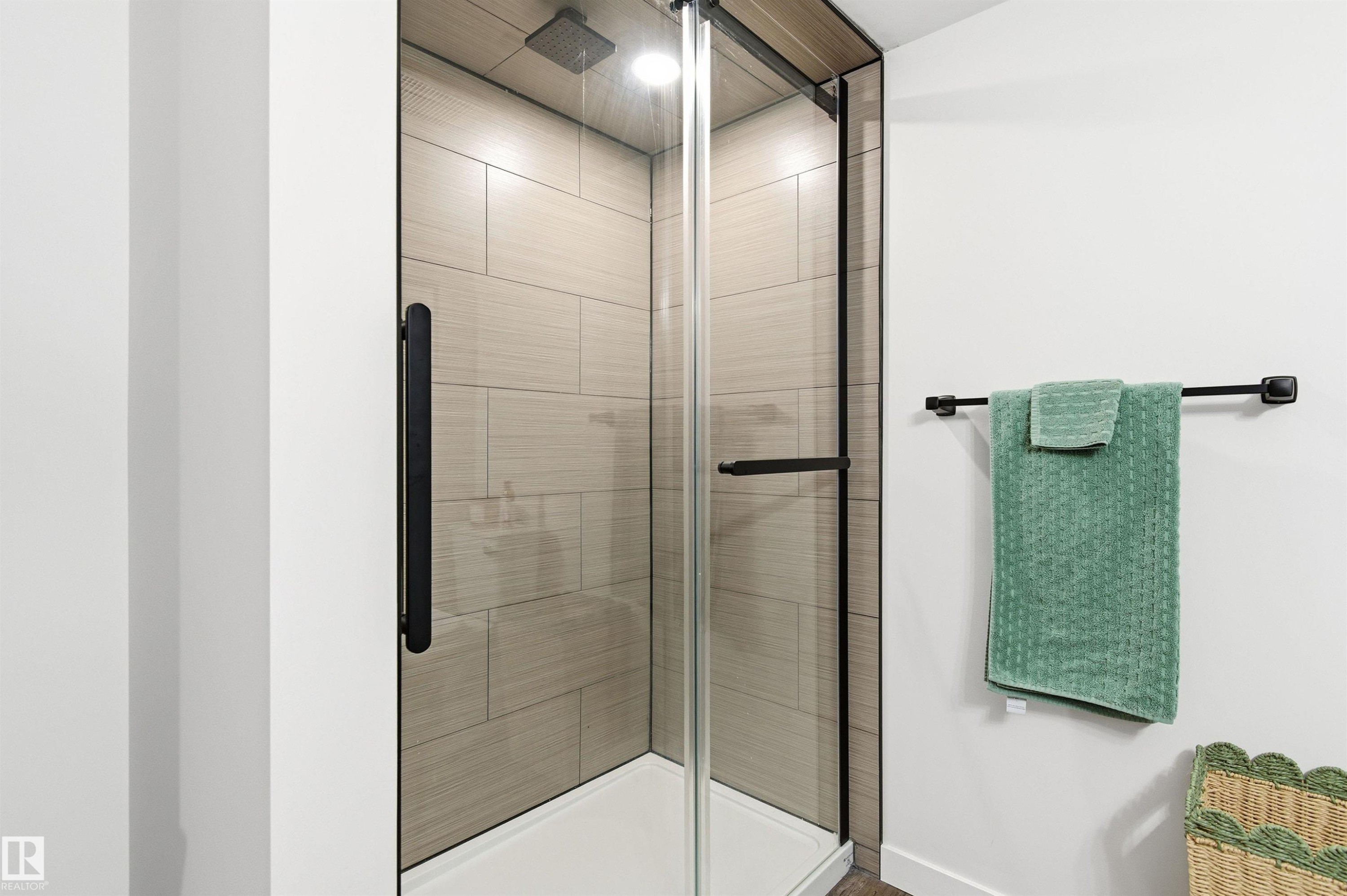 46 Longview Crescent, Spruce Grove, AB - Indoor Photo Showing Bathroom