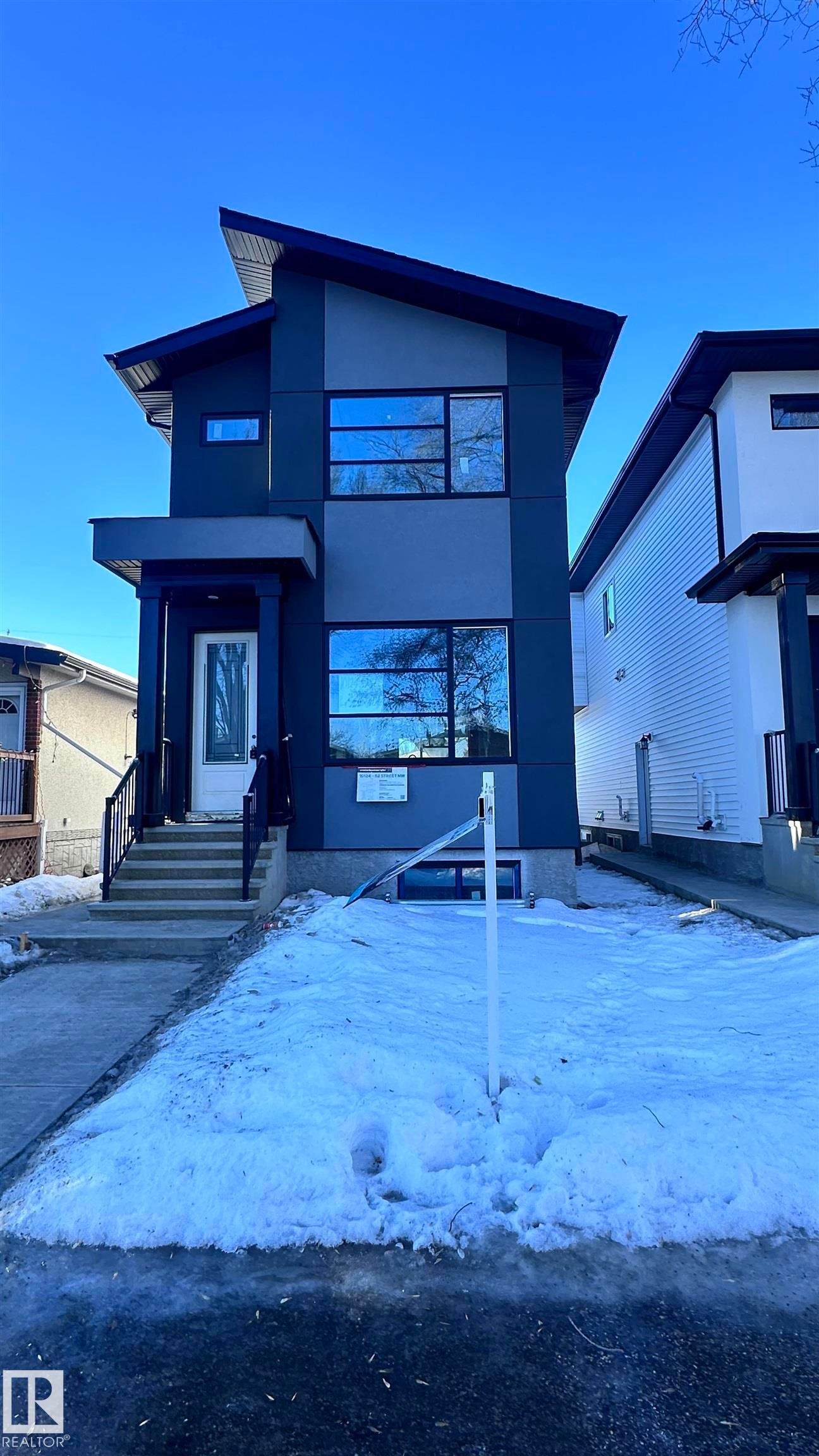 10124 82 Street, Edmonton, AB - Outdoor