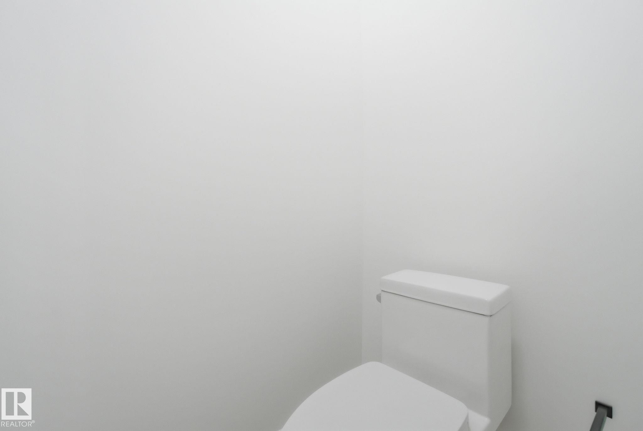 10124 82 Street, Edmonton, AB - Indoor