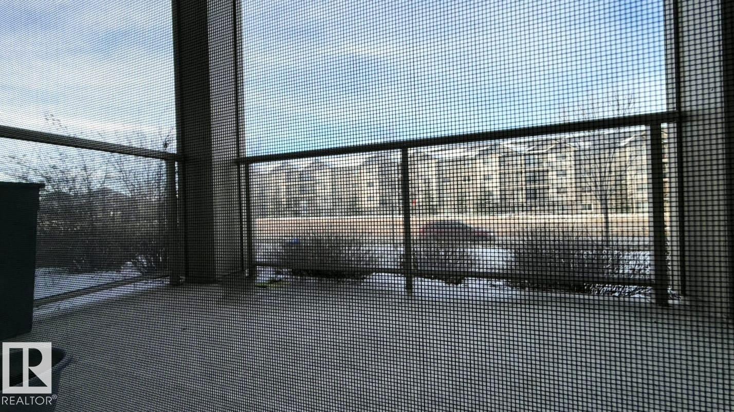 103 812 Welsh Dr Sw, Edmonton, AB - Indoor Photo Showing Other Room