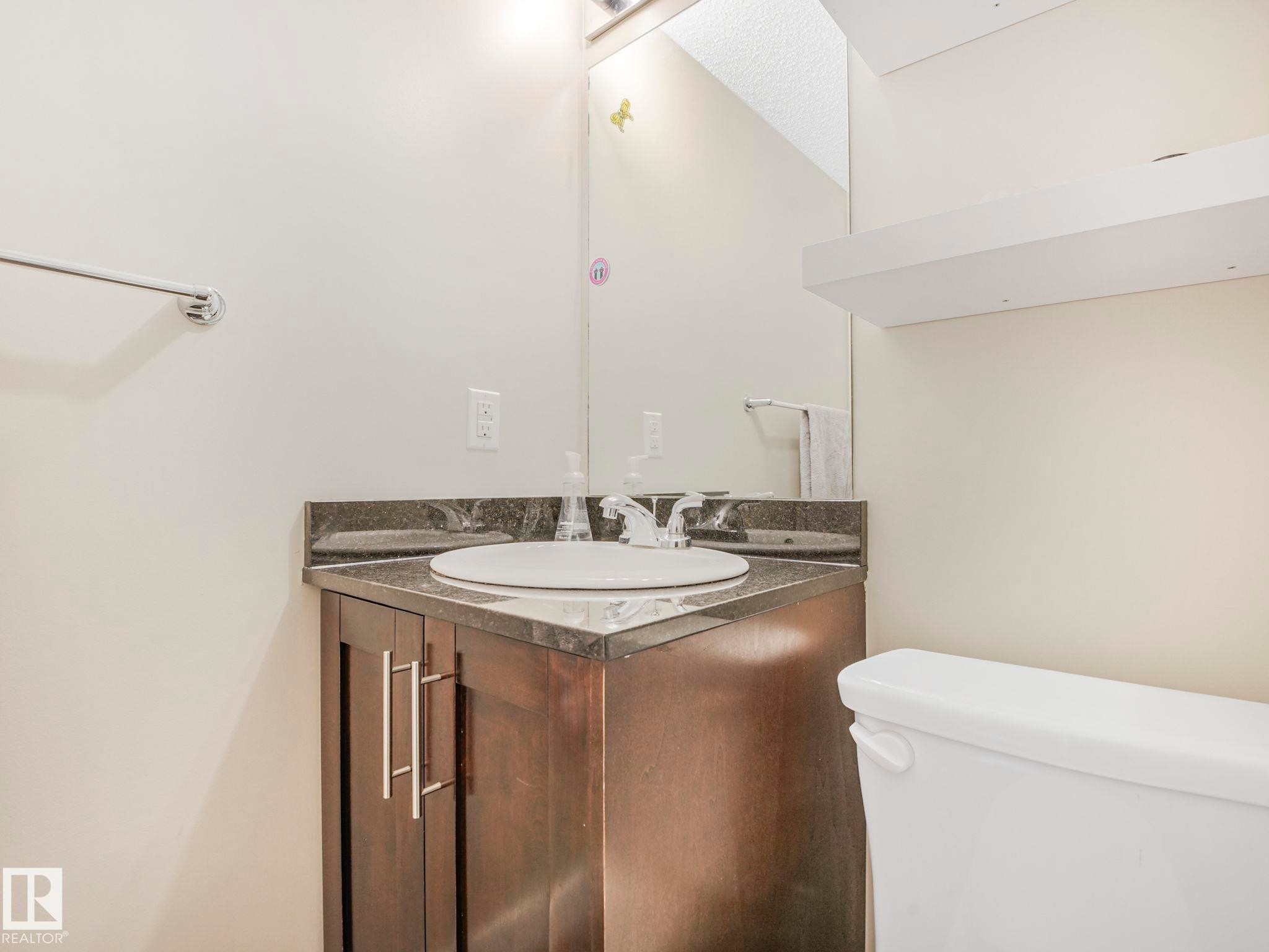 404 270 Mcconachie Drive, Edmonton, AB - Indoor Photo Showing Bathroom