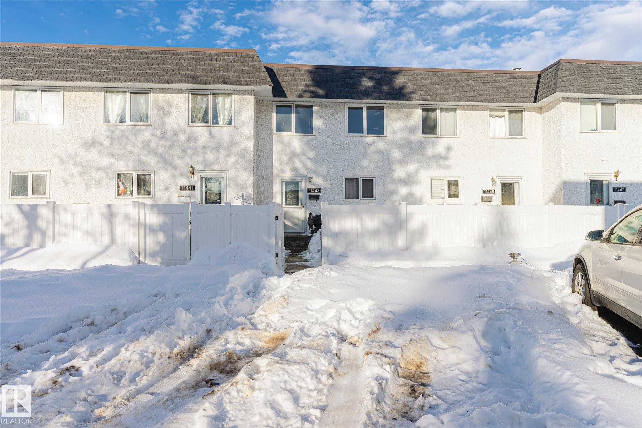 11443 22 Avenue, Edmonton, AB - Outdoor