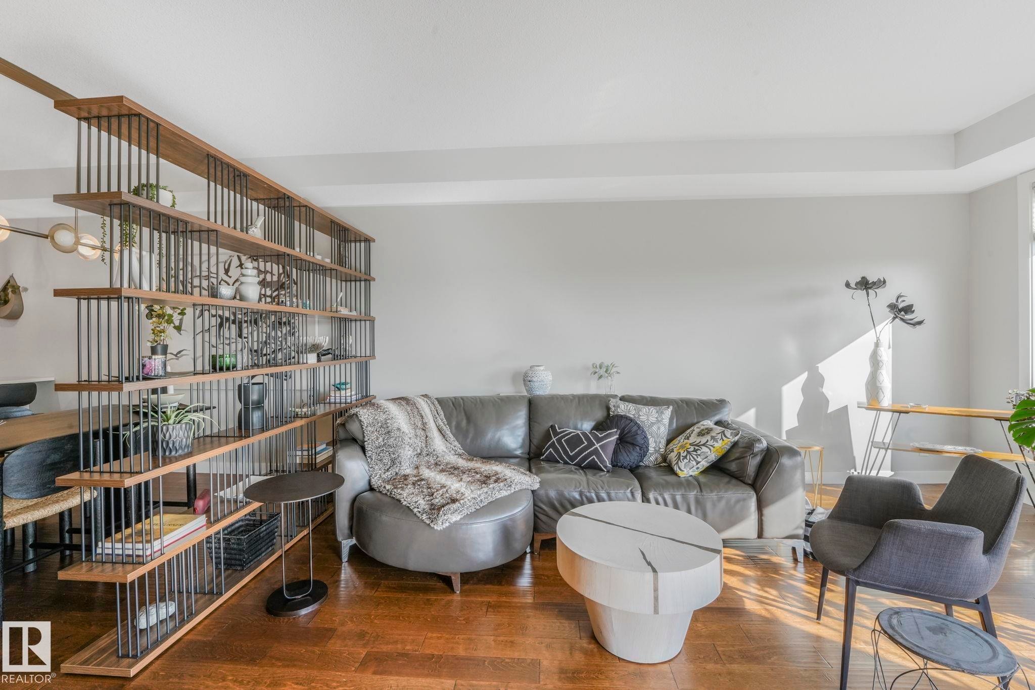 409 625 Leger Way, Edmonton, AB - Indoor Photo Showing Living Room