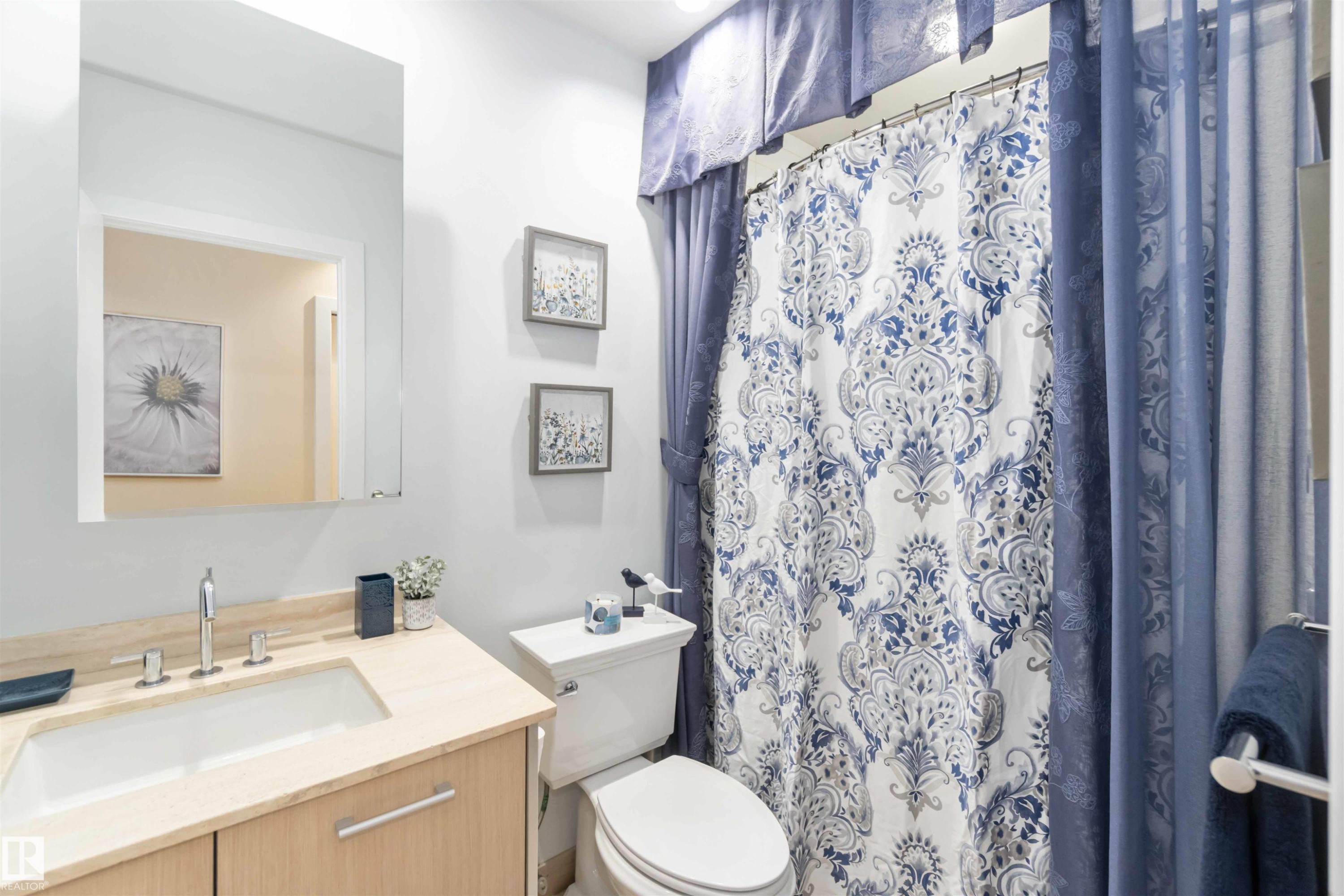 108 2504 109 Street, Edmonton, AB - Indoor Photo Showing Bathroom