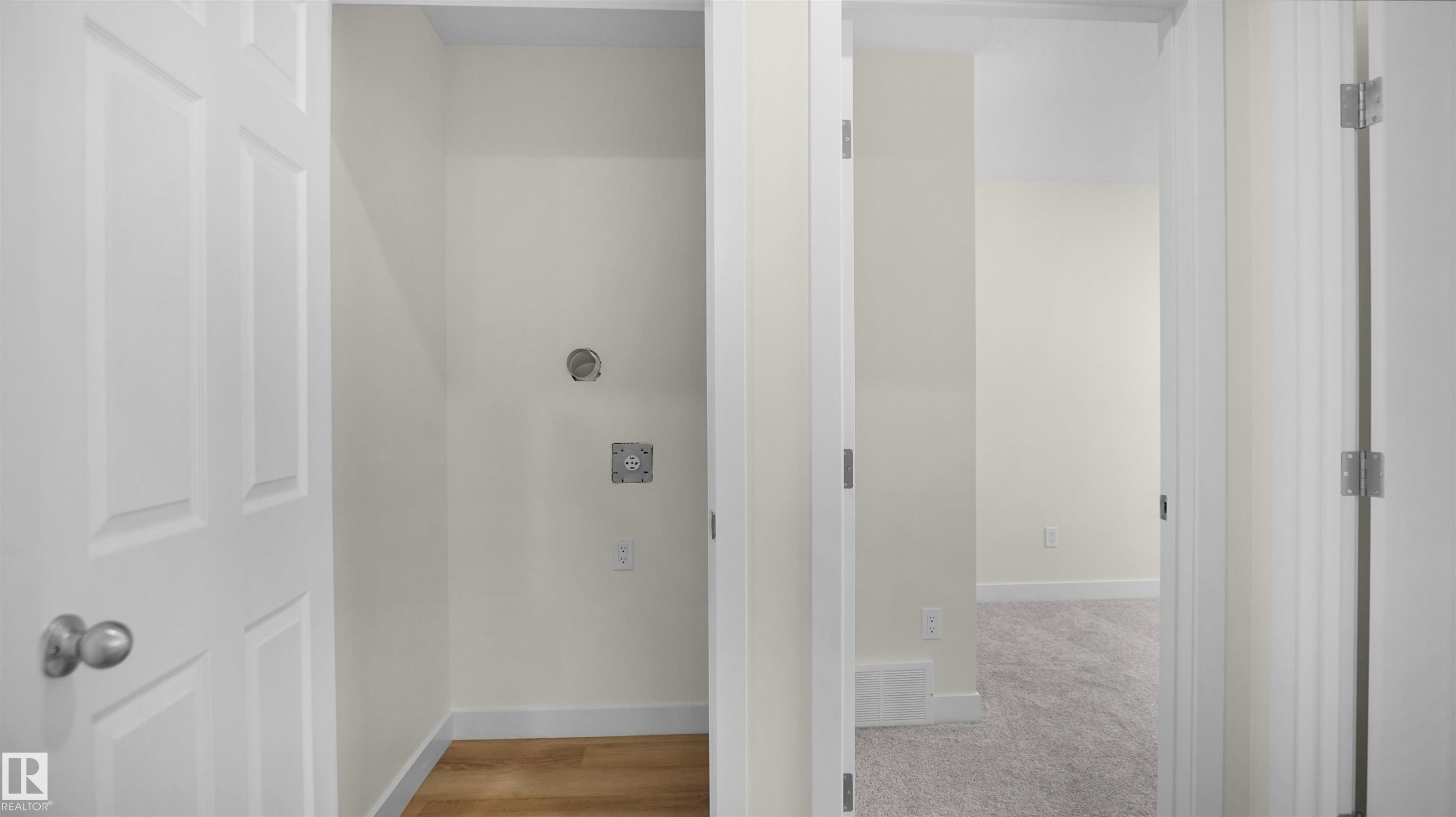 181 Munn Way, Leduc, AB - Indoor Photo Showing Other Room