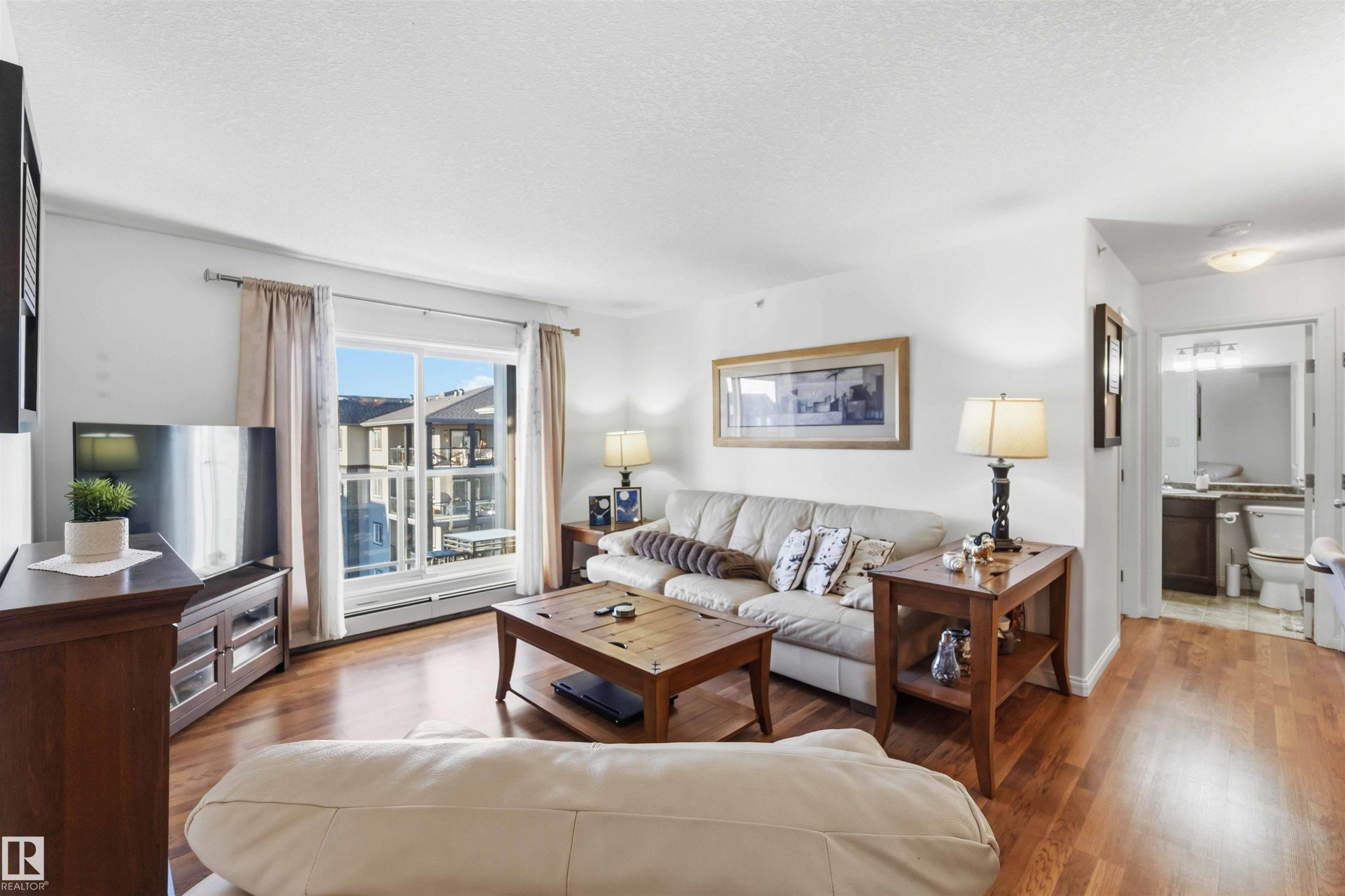414 1204 156 Street, Edmonton, AB - Indoor Photo Showing Living Room