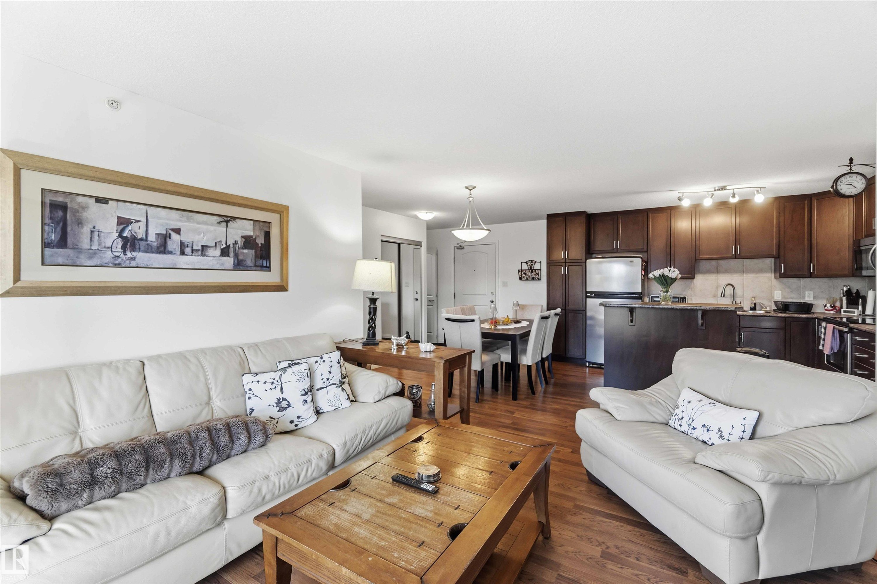 414 1204 156 Street, Edmonton, AB - Indoor Photo Showing Living Room