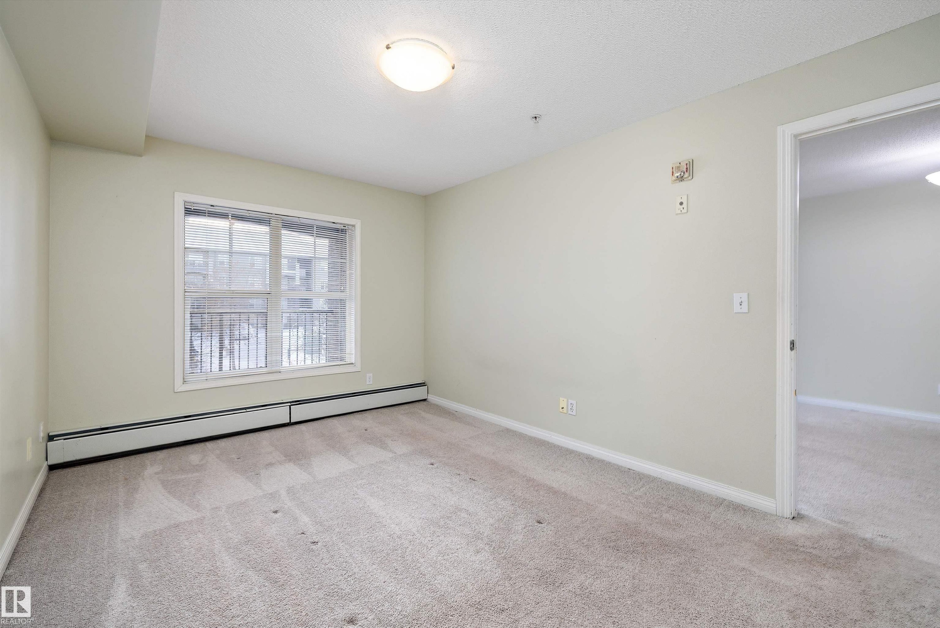 213 636 Mcallister Loop, Edmonton, AB - Indoor Photo Showing Other Room