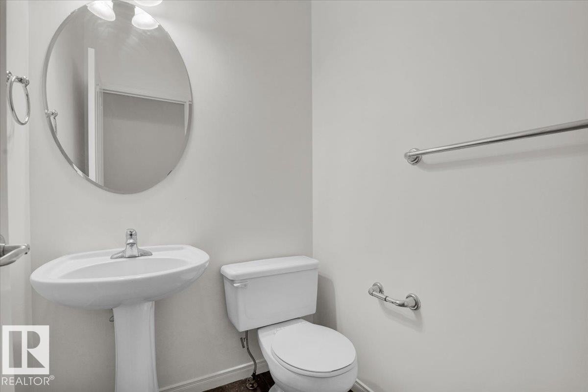 4074 33A Street, Edmonton, AB - Indoor Photo Showing Bathroom