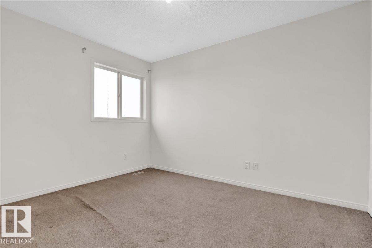 4074 33A Street, Edmonton, AB - Indoor Photo Showing Other Room