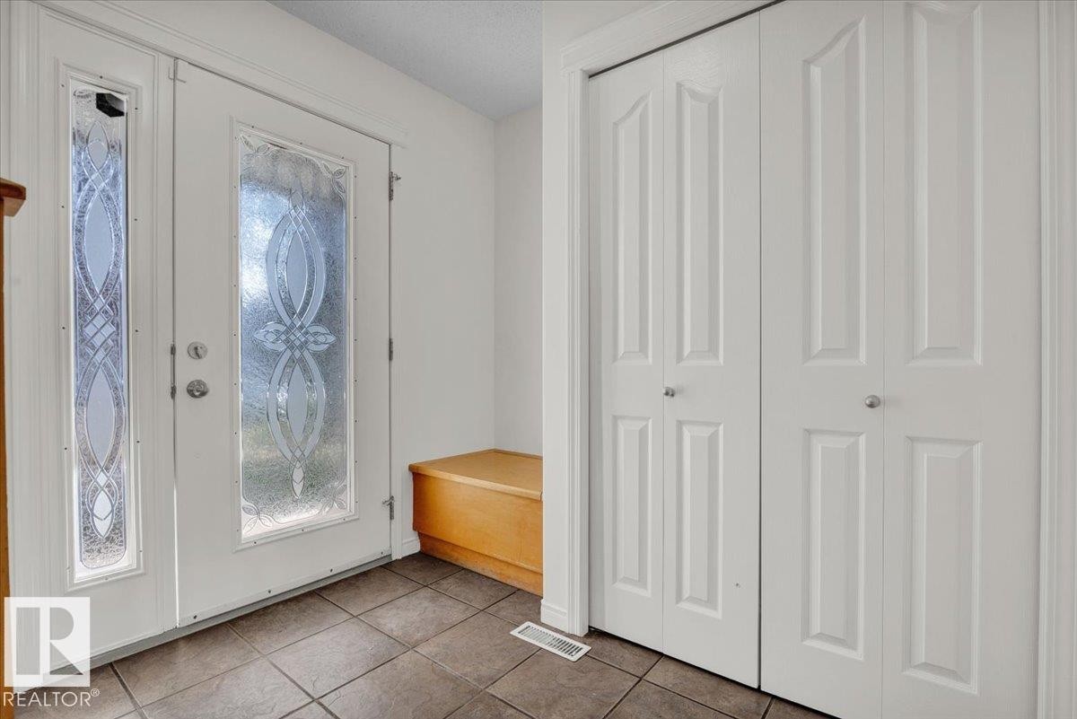 4074 33A Street, Edmonton, AB - Indoor Photo Showing Other Room