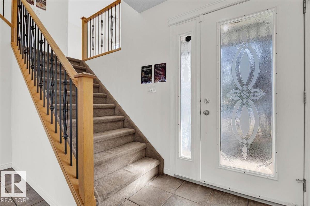 4074 33A Street, Edmonton, AB - Indoor Photo Showing Other Room